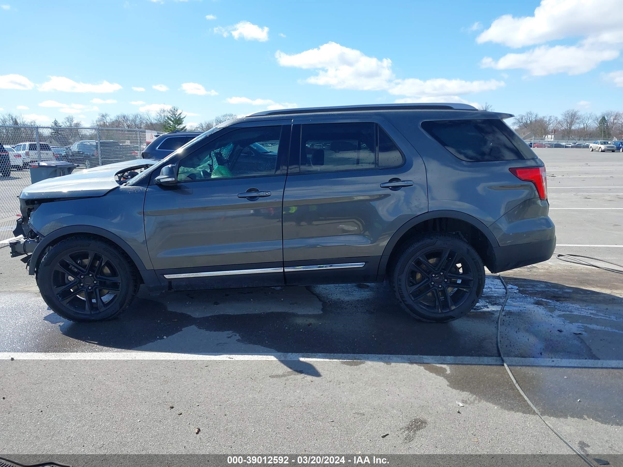 2016 Ford Explorer Xlt vin: 1FM5K8D87GGA23884