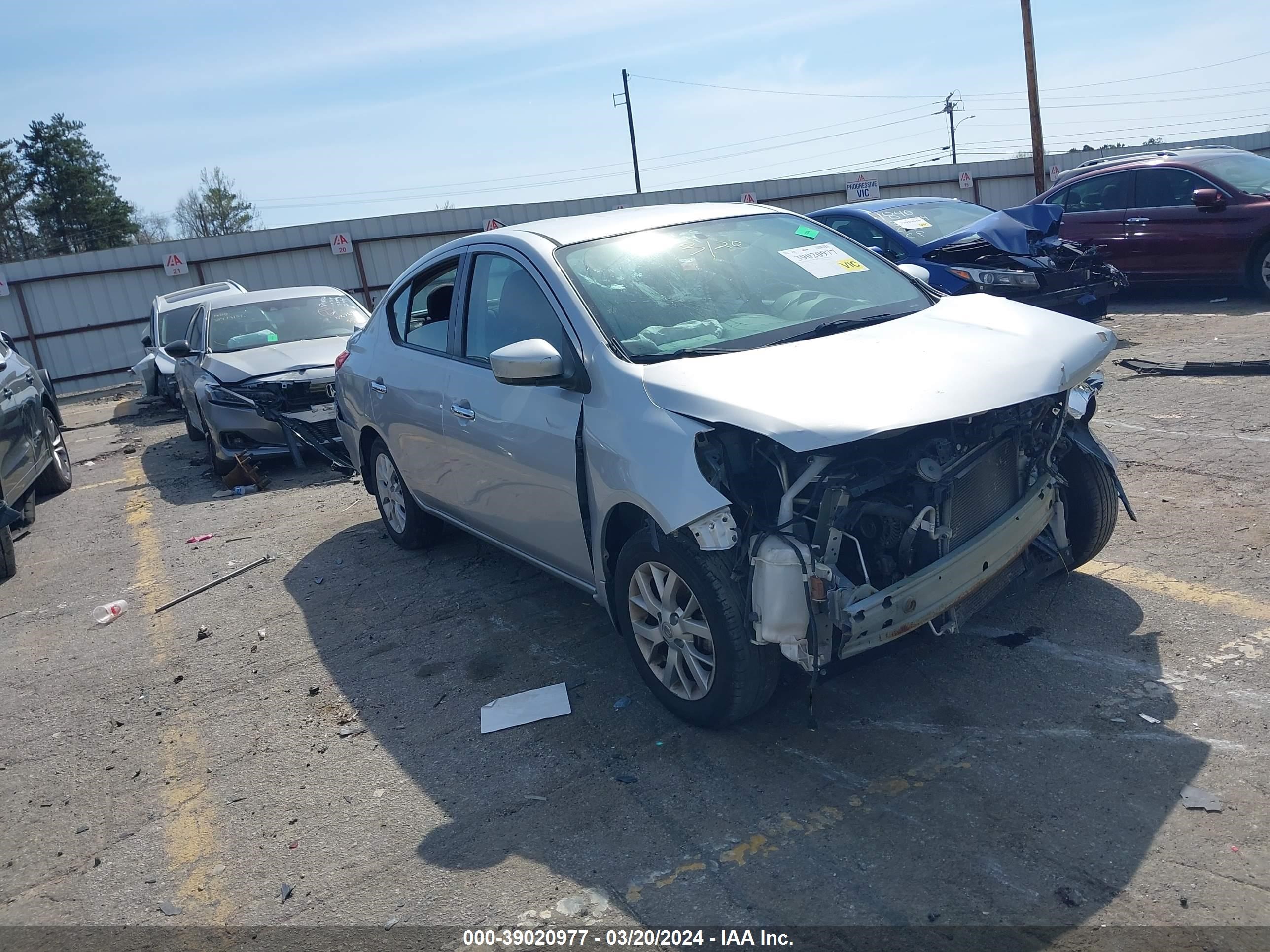 2017 Nissan Versa 1.6 Sv vin: 3N1CN7AP7HL810519