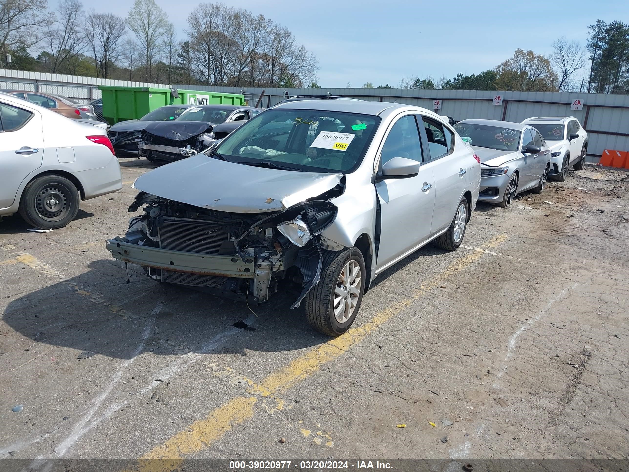 2017 Nissan Versa 1.6 Sv vin: 3N1CN7AP7HL810519