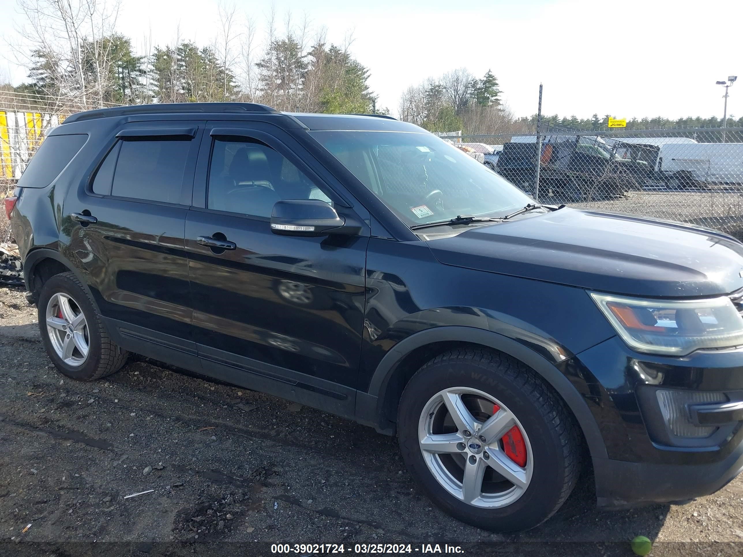 2016 Ford Explorer Sport vin: 1FM5K8GT6GGA05456