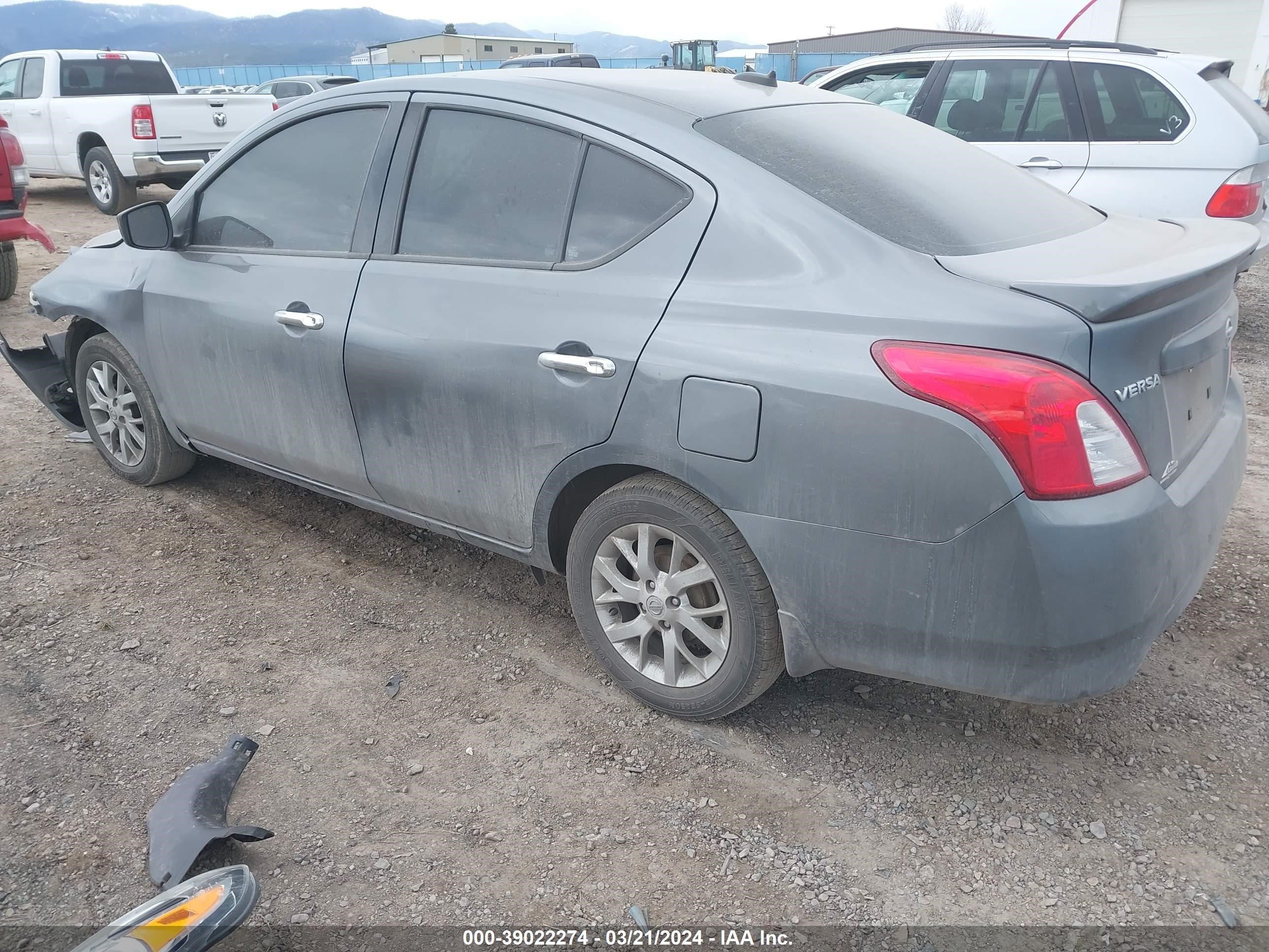 2017 Nissan Versa 1.6 Sv vin: 3N1CN7AP6HL872316