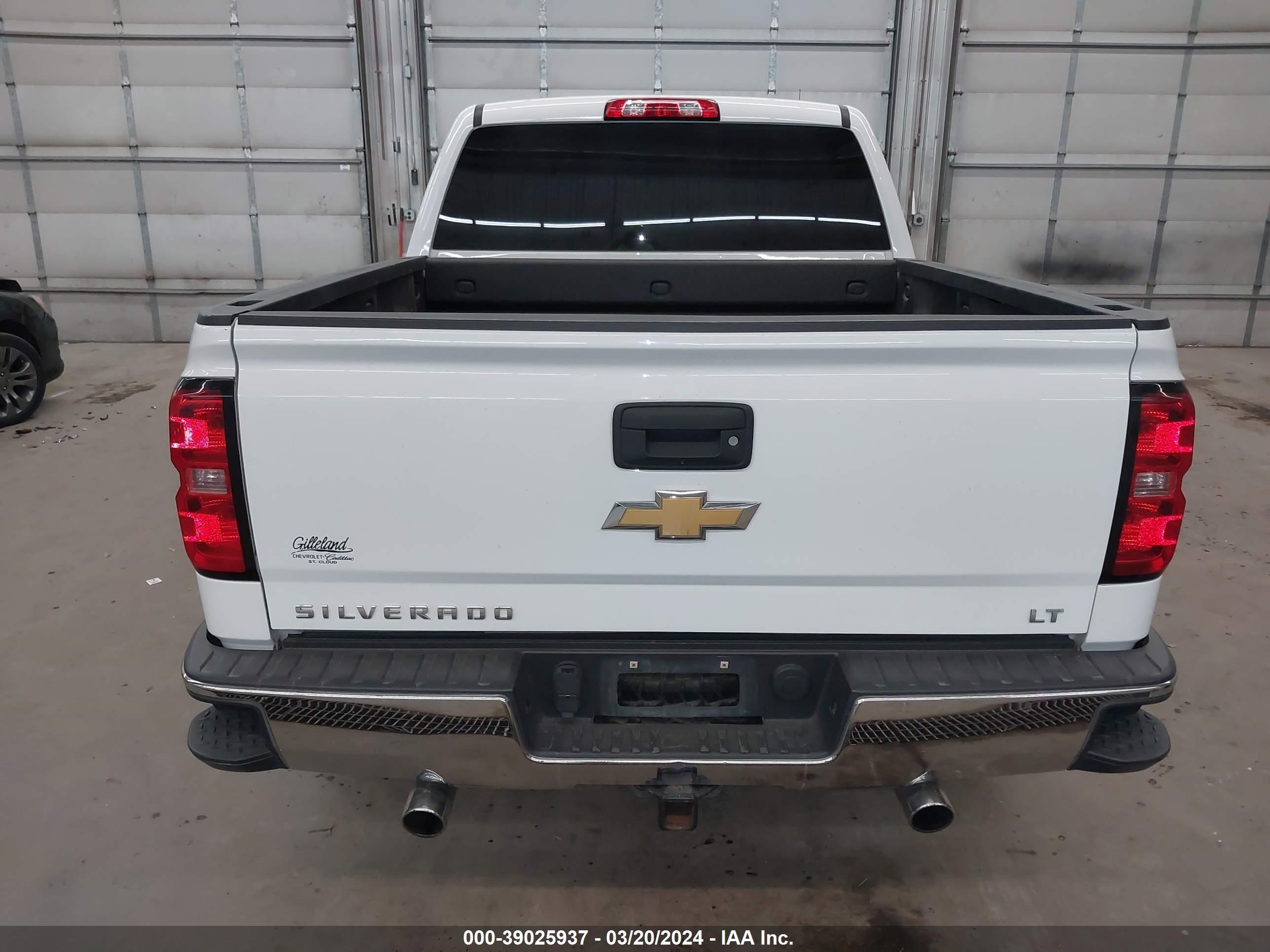 2016 Chevrolet Silverado 1500 1Lt vin: 3GCUKREC5GG323775