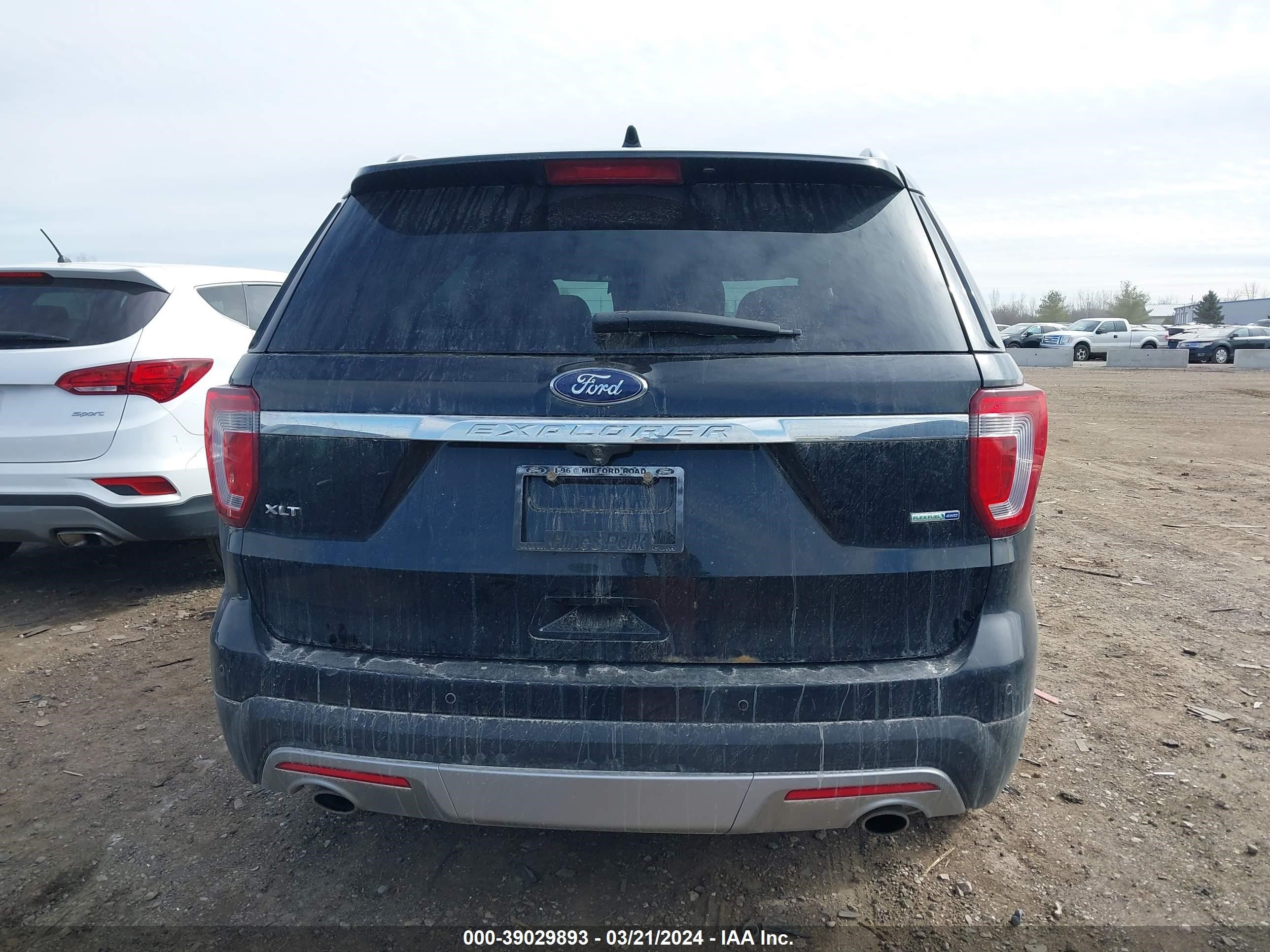 2016 Ford Explorer Xlt vin: 1FM5K8D88GGB71381