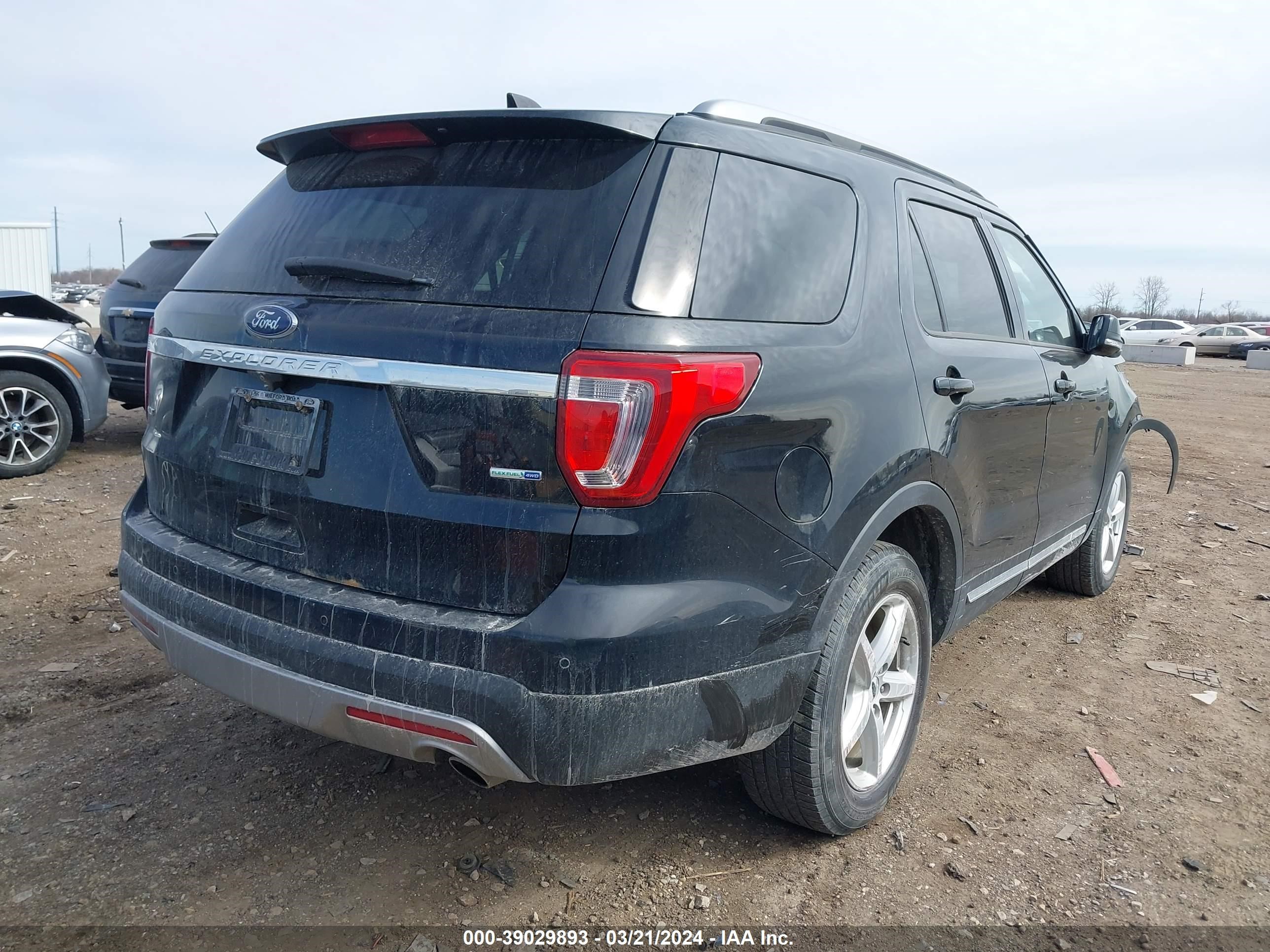 2016 Ford Explorer Xlt vin: 1FM5K8D88GGB71381