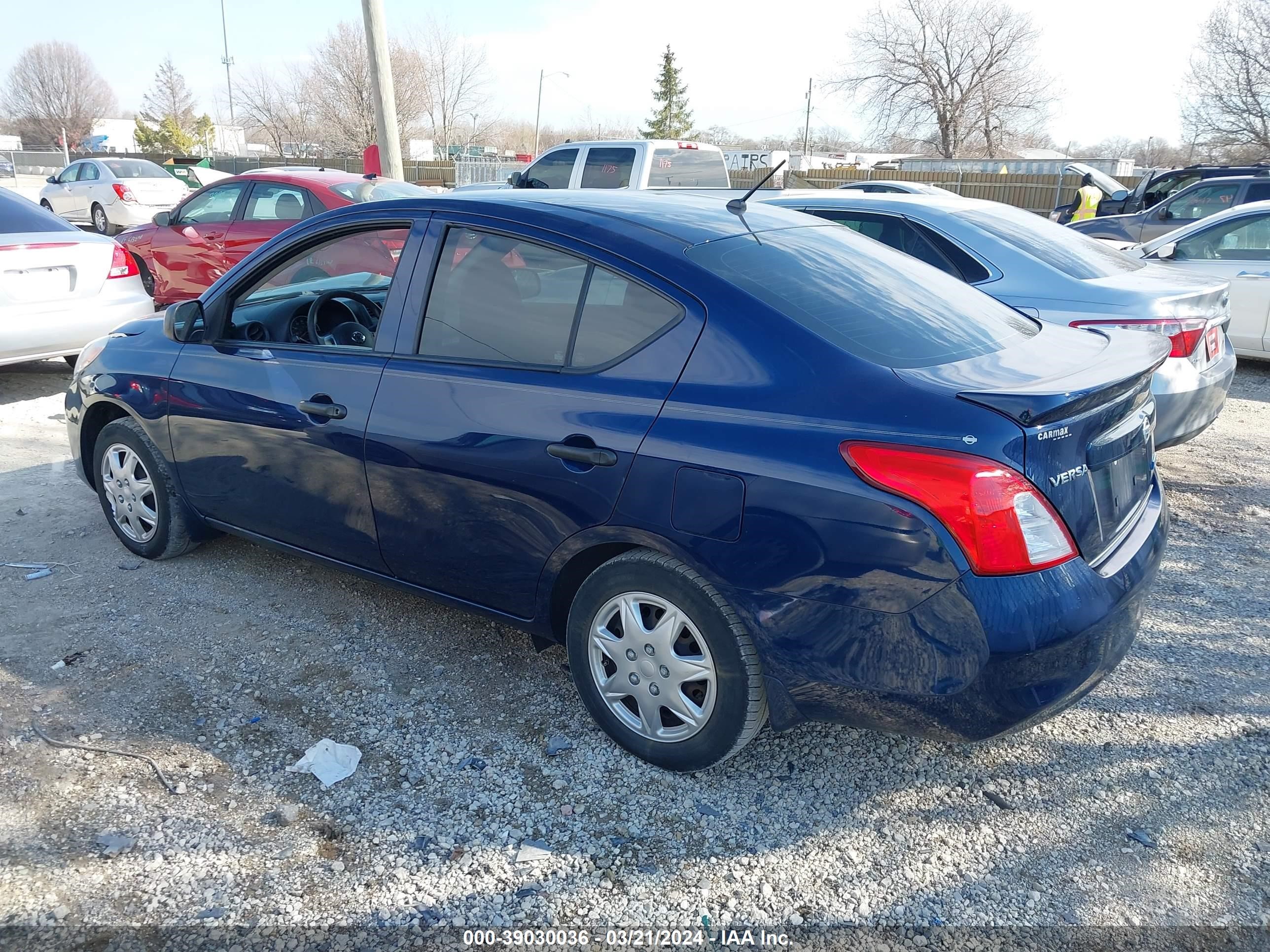 2014 Nissan Versa 1.6 S+ vin: 3N1CN7AP3EL825689