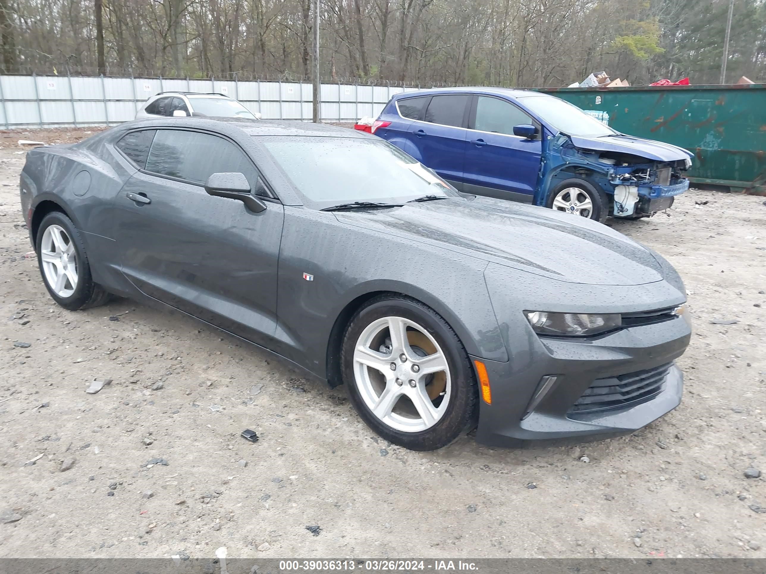 1G1FB1RX7J0113240 2018 Chevrolet Camaro 1Lt