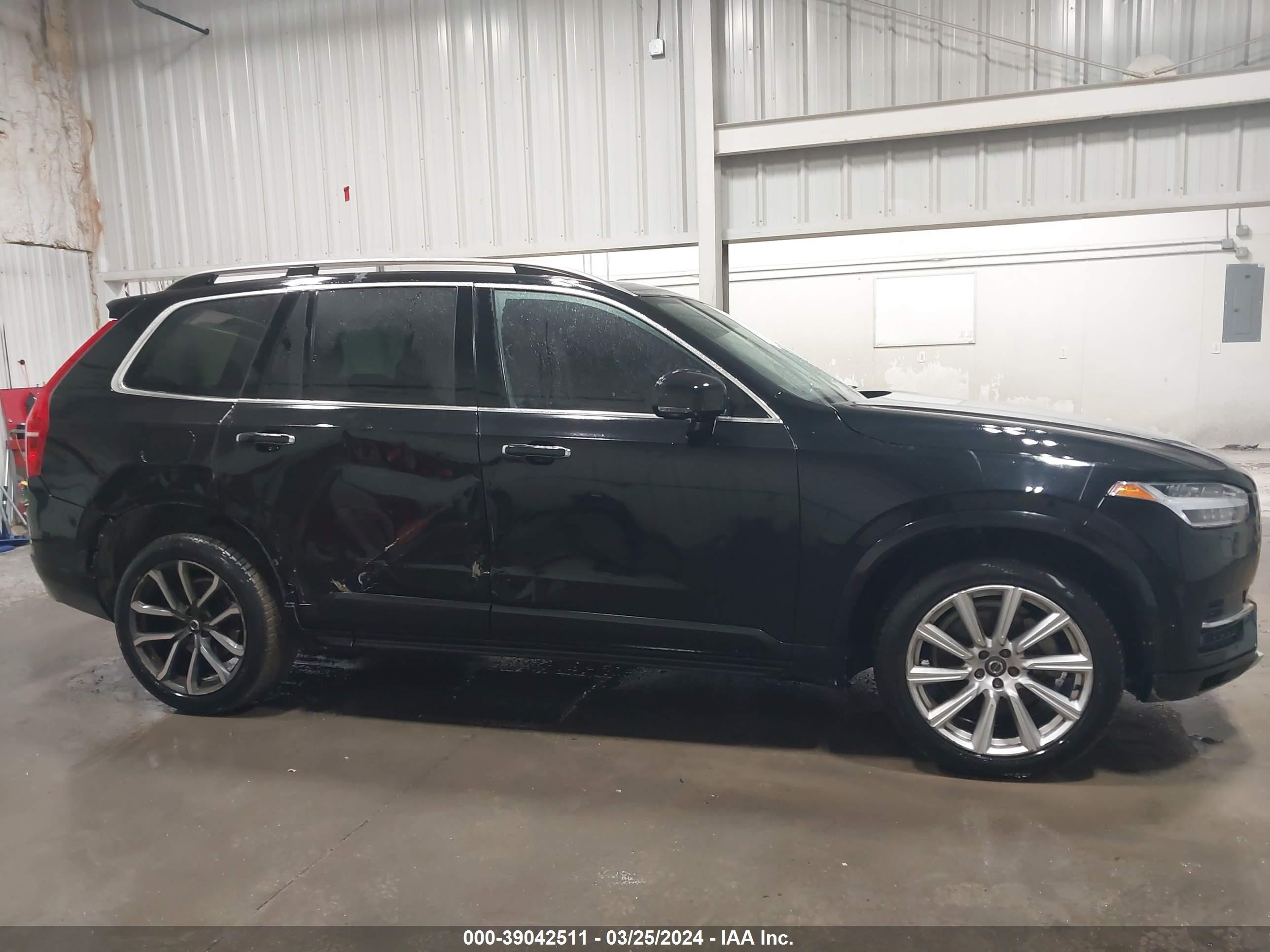 2016 Volvo Xc90 T6 Momentum vin: YV4A22PK1G1077303