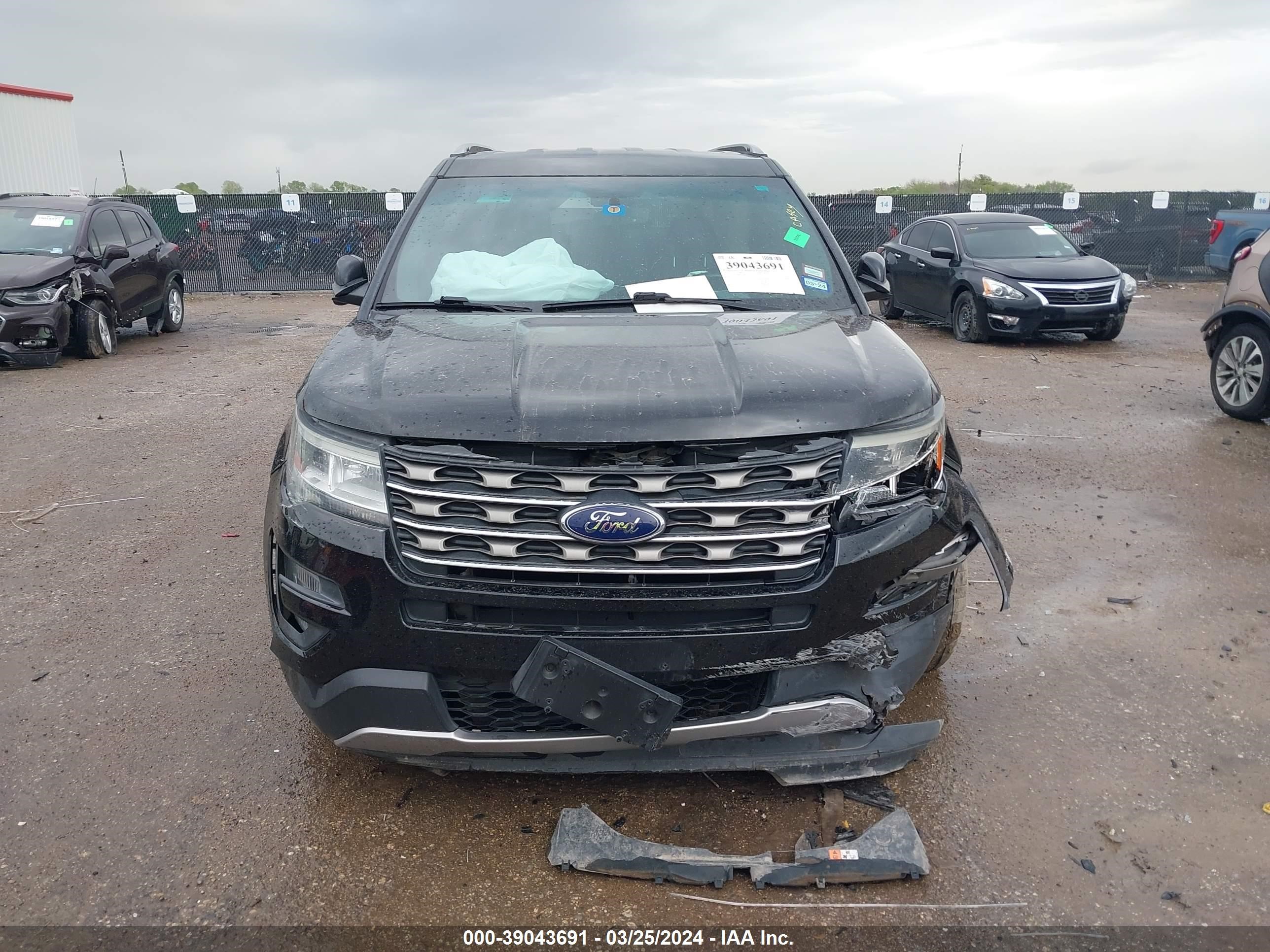 2016 Ford Explorer Xlt vin: 1FM5K7D88GGC38894