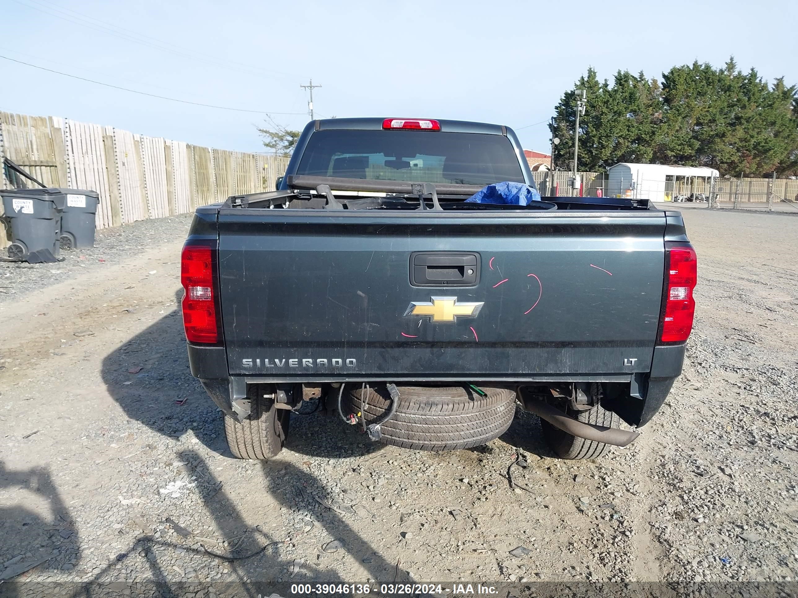 2018 Chevrolet Silverado 1500 1Lt vin: 3GCUKREC8JG560784