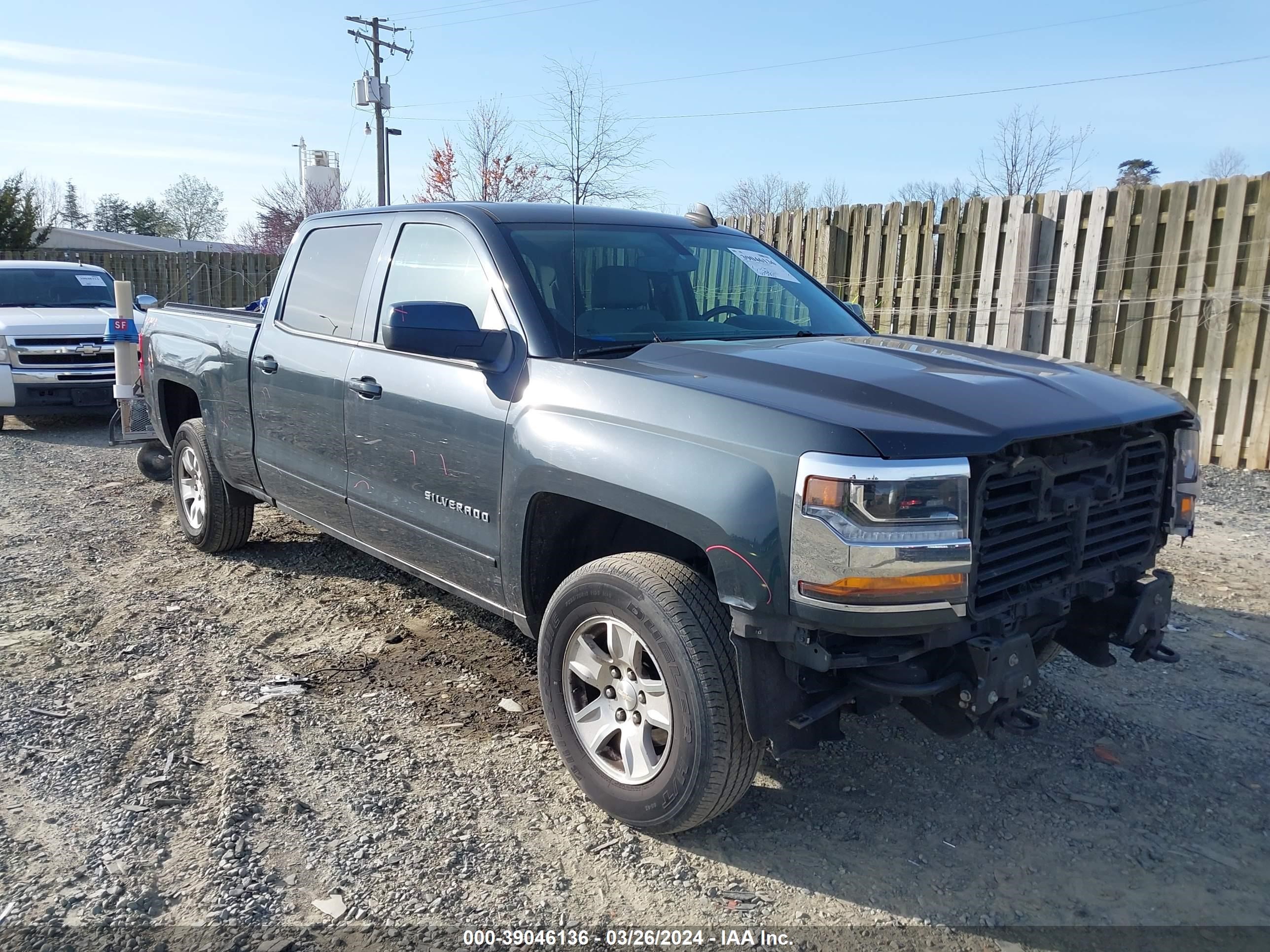 2018 Chevrolet Silverado 1500 1Lt vin: 3GCUKREC8JG560784