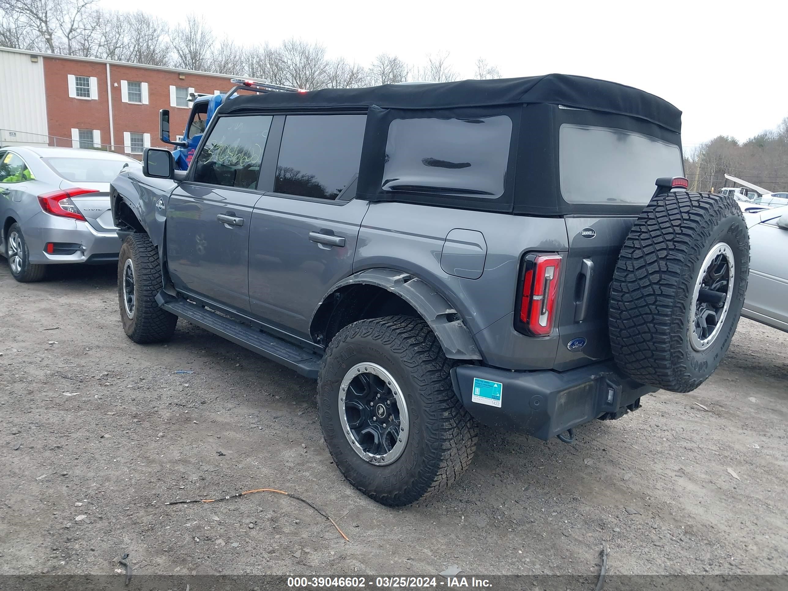 2022 Ford Bronco Outer Banks vin: 1FMEE5DPXNLA70134