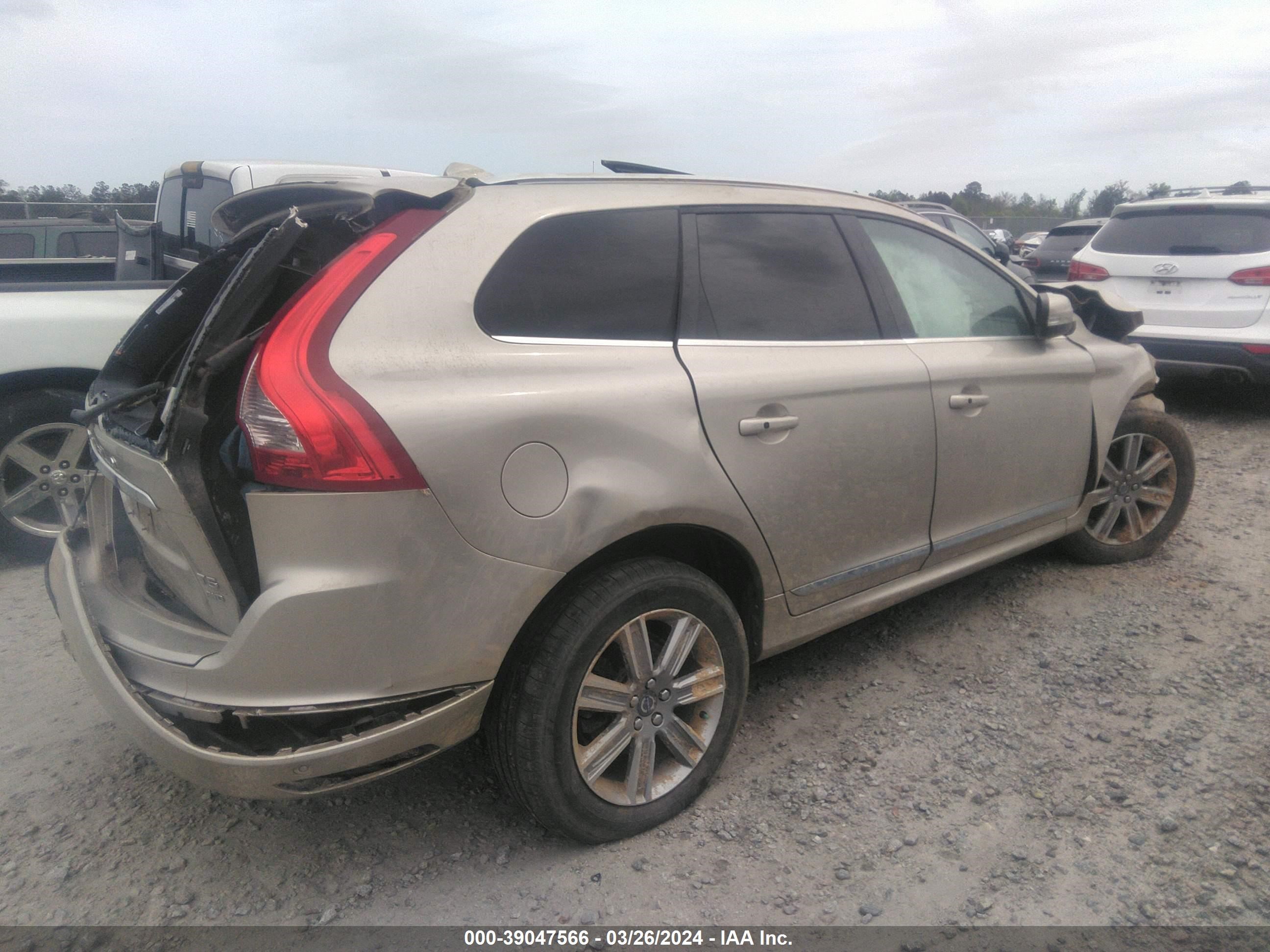 2017 Volvo Xc60 T5 Inscription vin: YV440MRU4H2013037