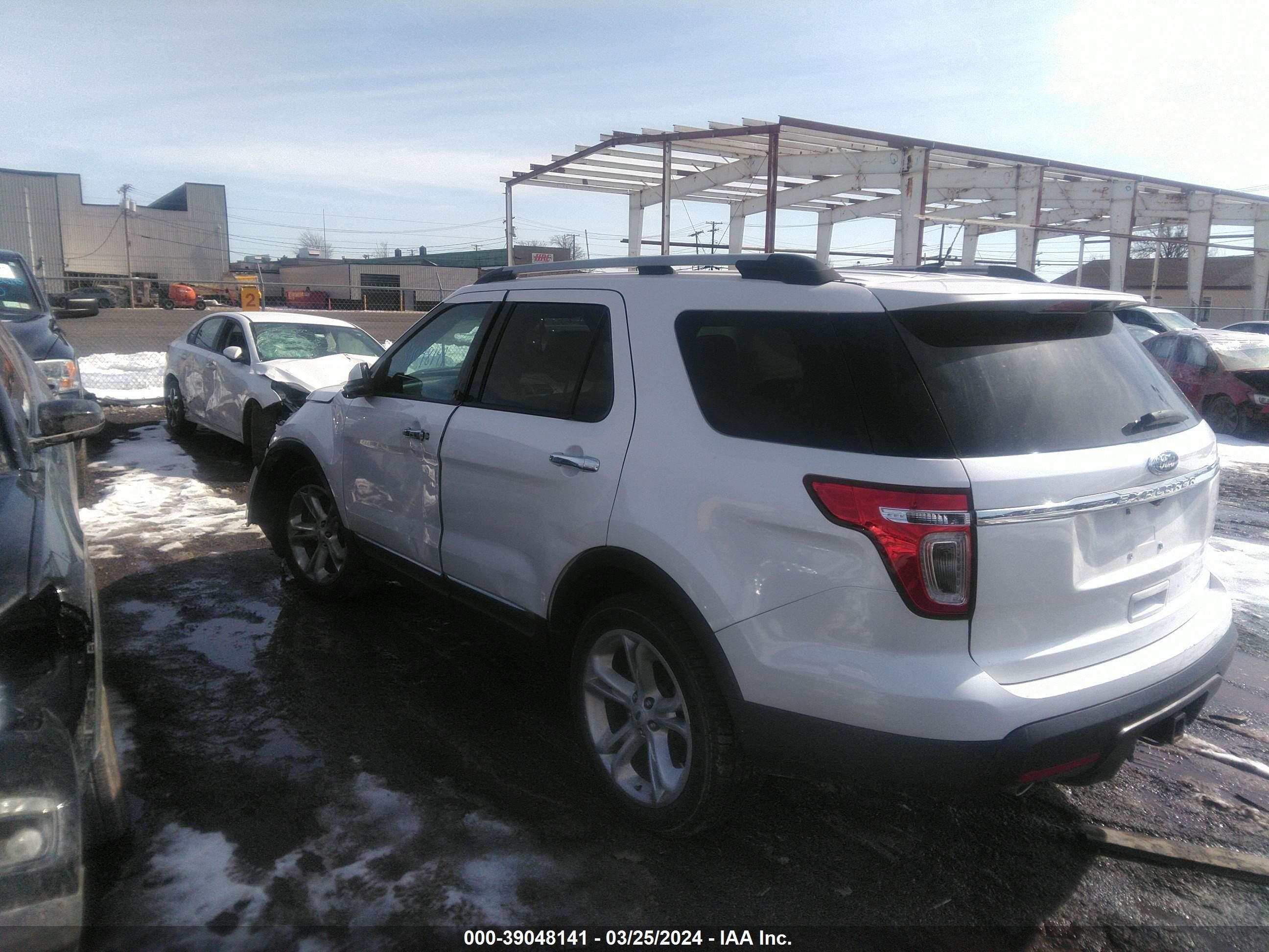 2013 Ford Explorer Limited vin: 1FM5K7F82DGC23901