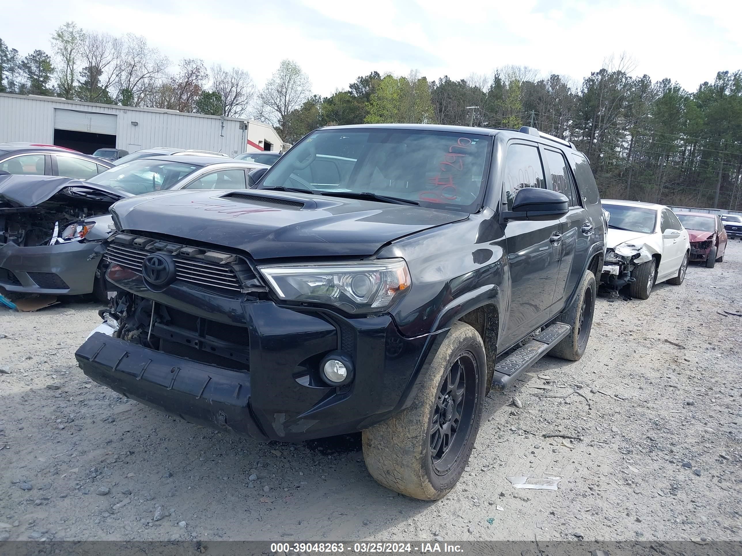 2016 Toyota 4Runner Trail vin: JTEBU5JR2G5360662