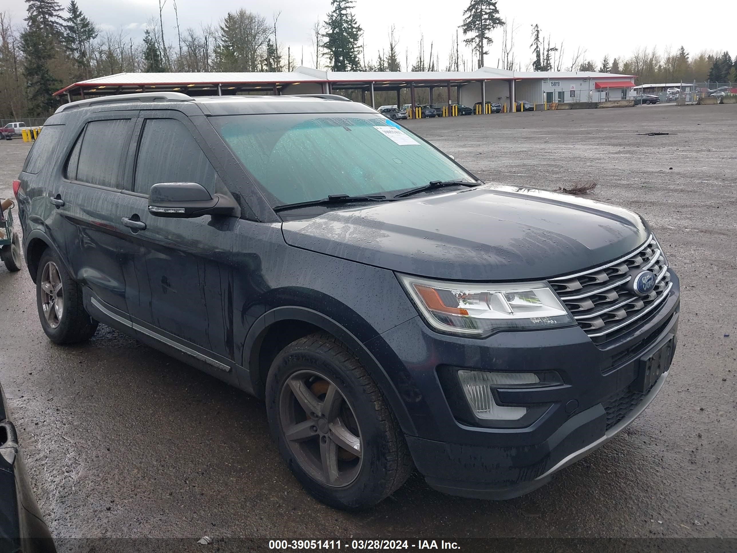 2017 Ford Explorer Xlt vin: 1FM5K8D82HGA43753