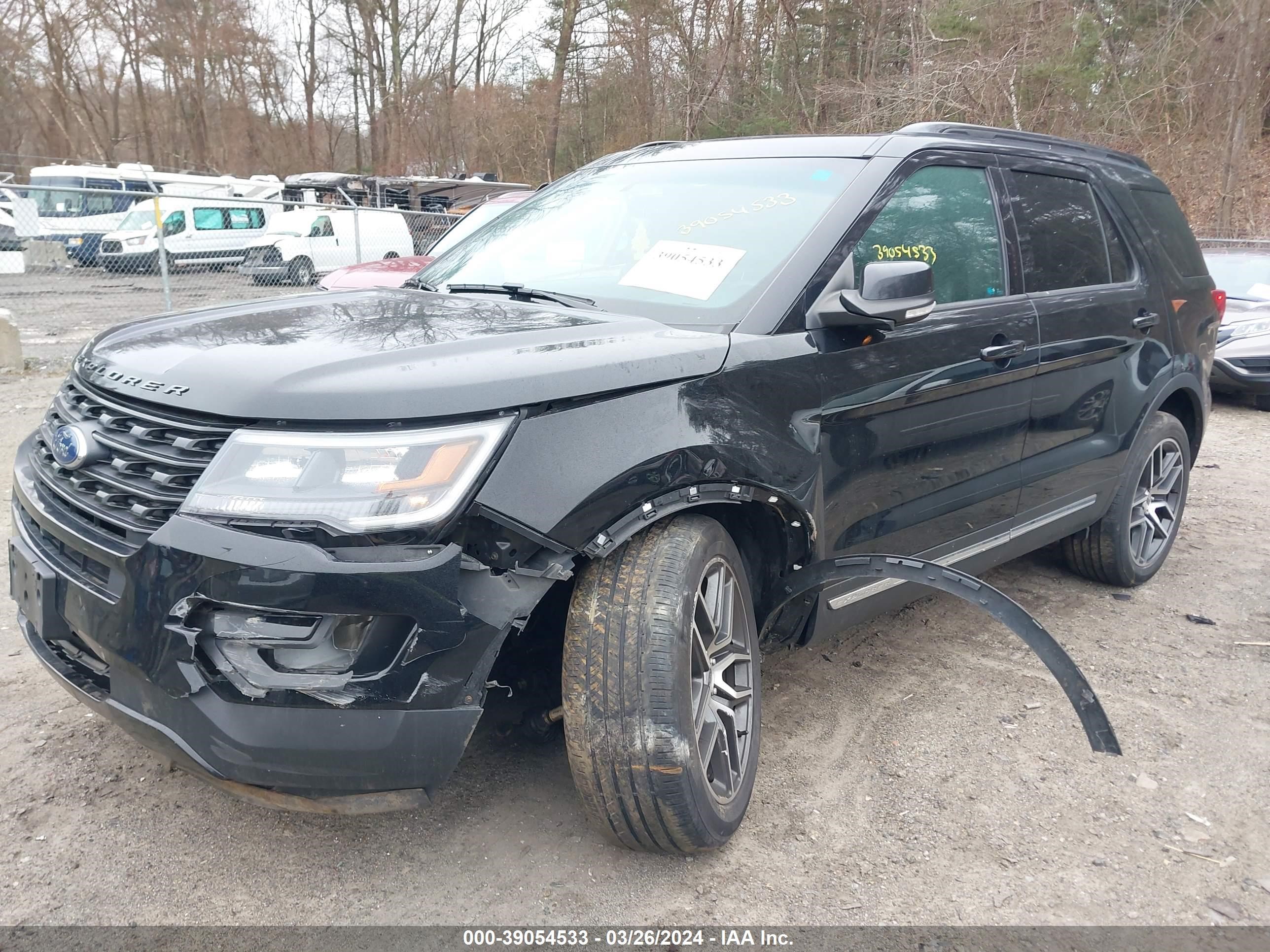 2016 Ford Explorer Sport vin: 1FM5K8GT2GGB57220