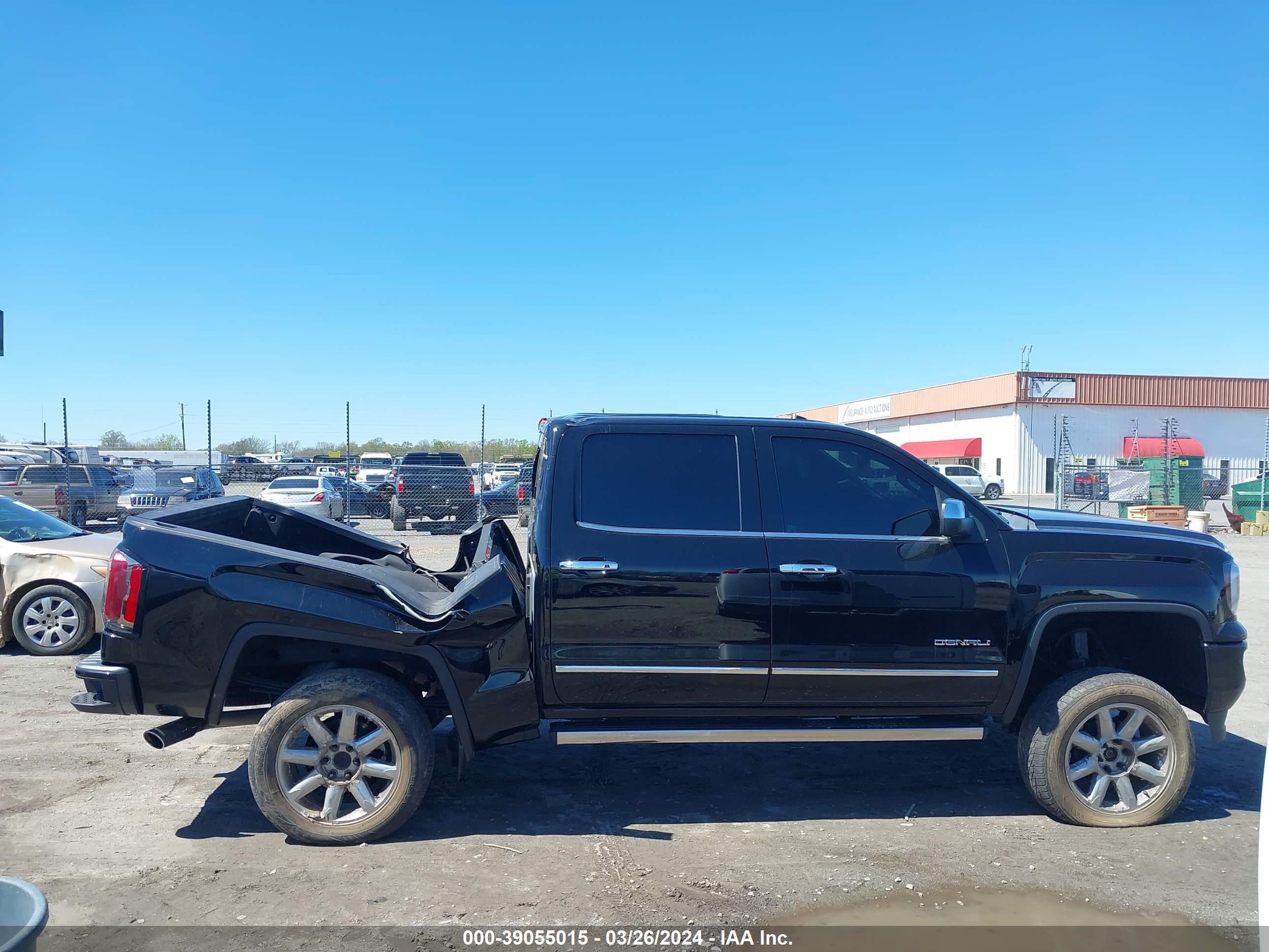 2018 GMC Sierra 1500 Denali vin: 3GTU2PEJ5JG524280