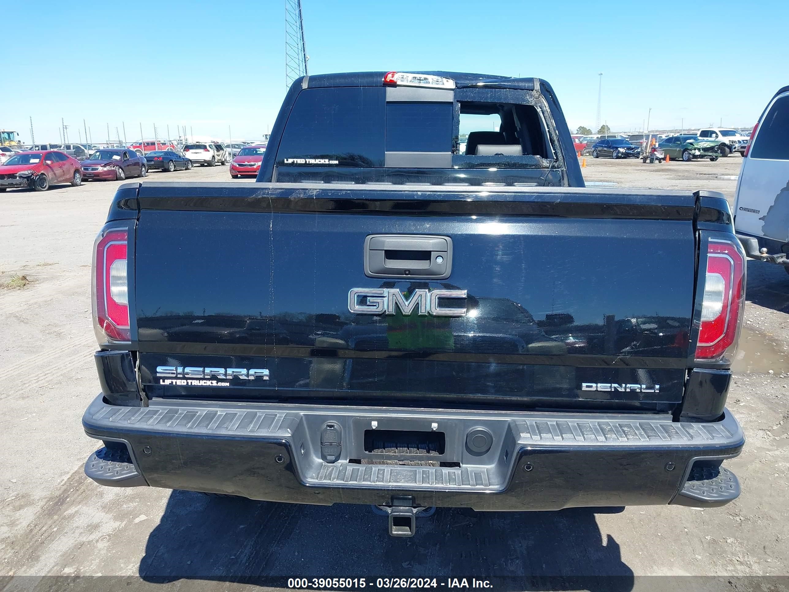 2018 GMC Sierra 1500 Denali vin: 3GTU2PEJ5JG524280