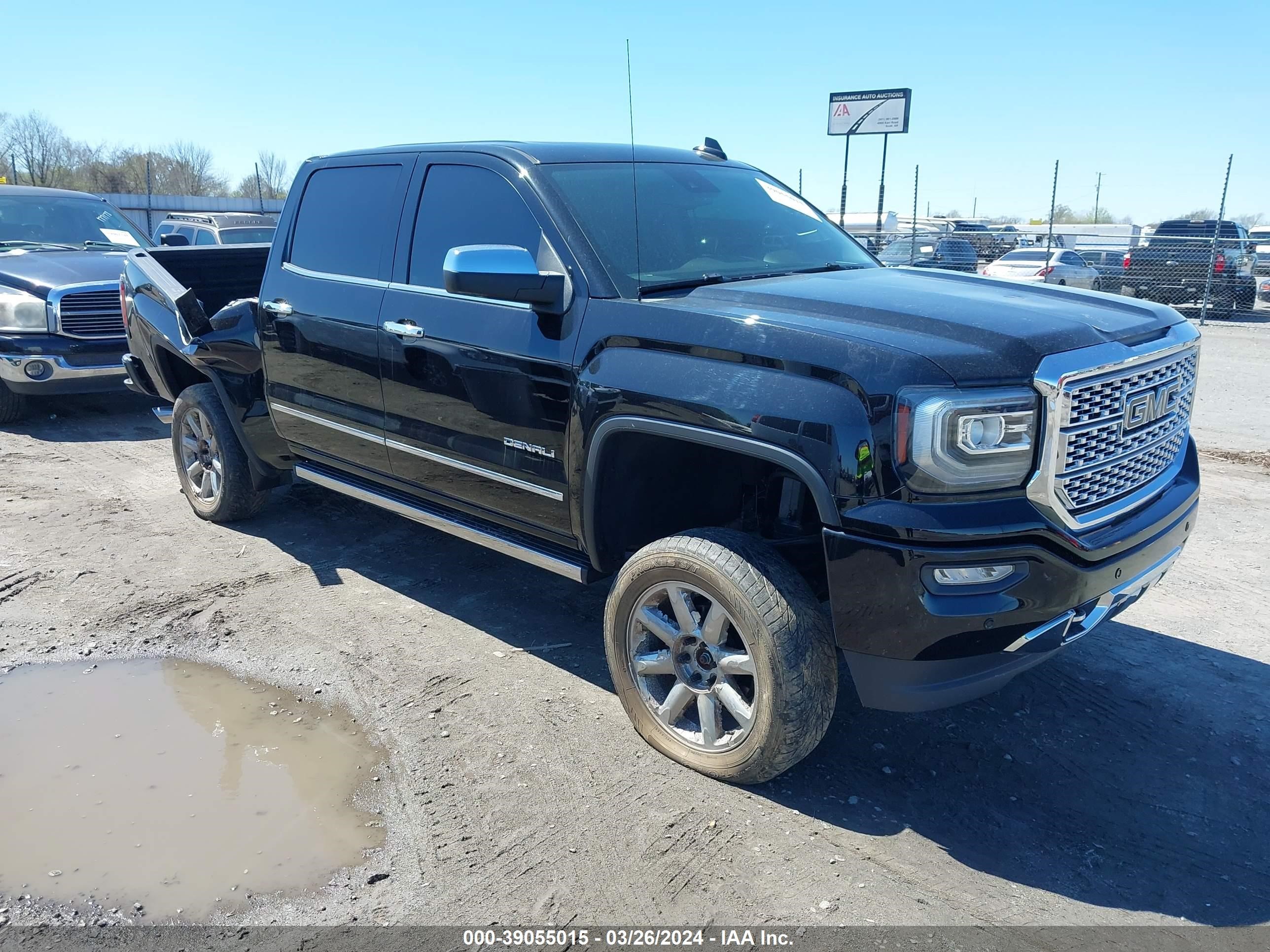 2018 GMC Sierra 1500 Denali vin: 3GTU2PEJ5JG524280