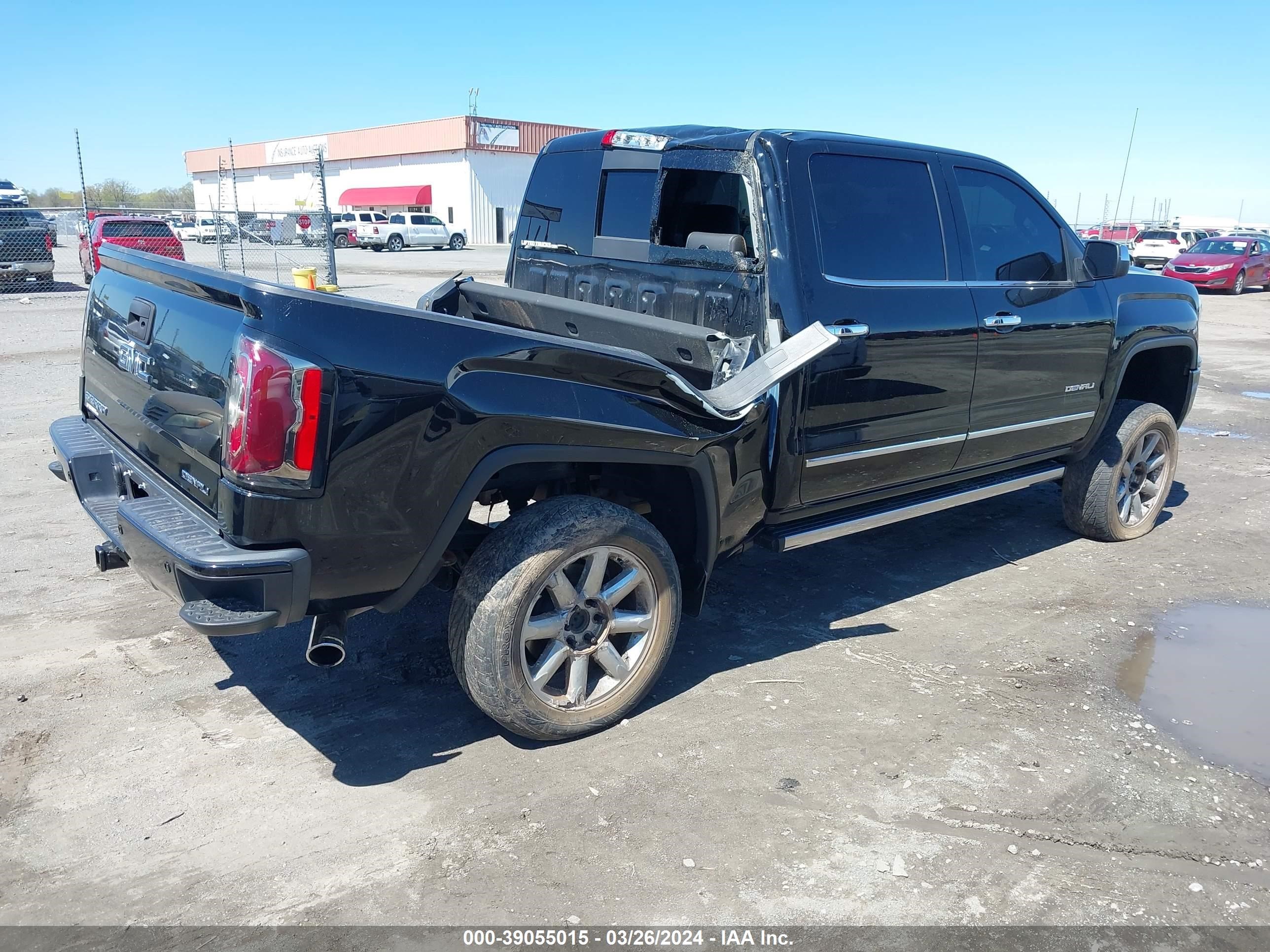 2018 GMC Sierra 1500 Denali vin: 3GTU2PEJ5JG524280