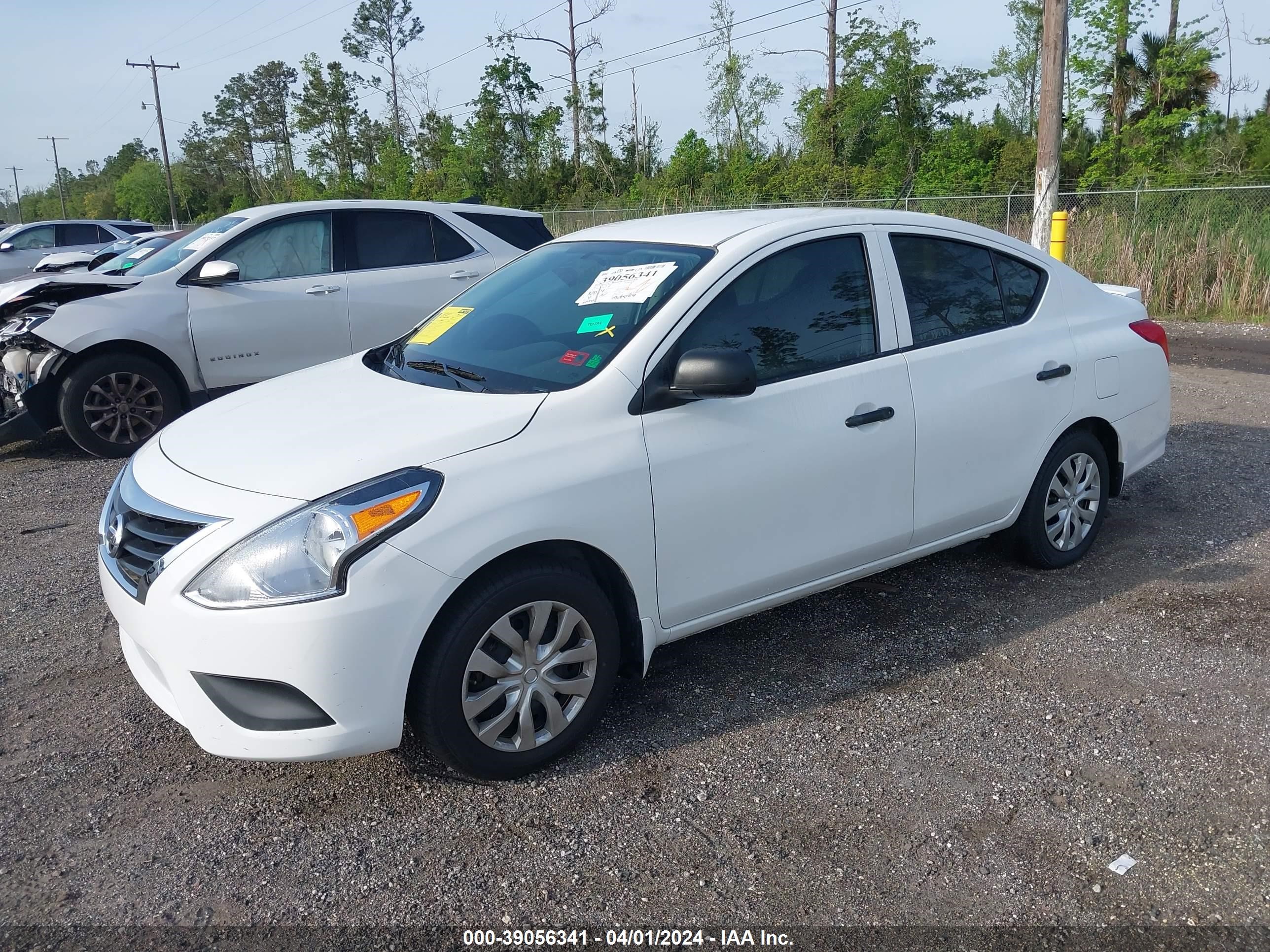 2015 Nissan Versa 1.6 S+ vin: 3N1CN7AP9FL903765