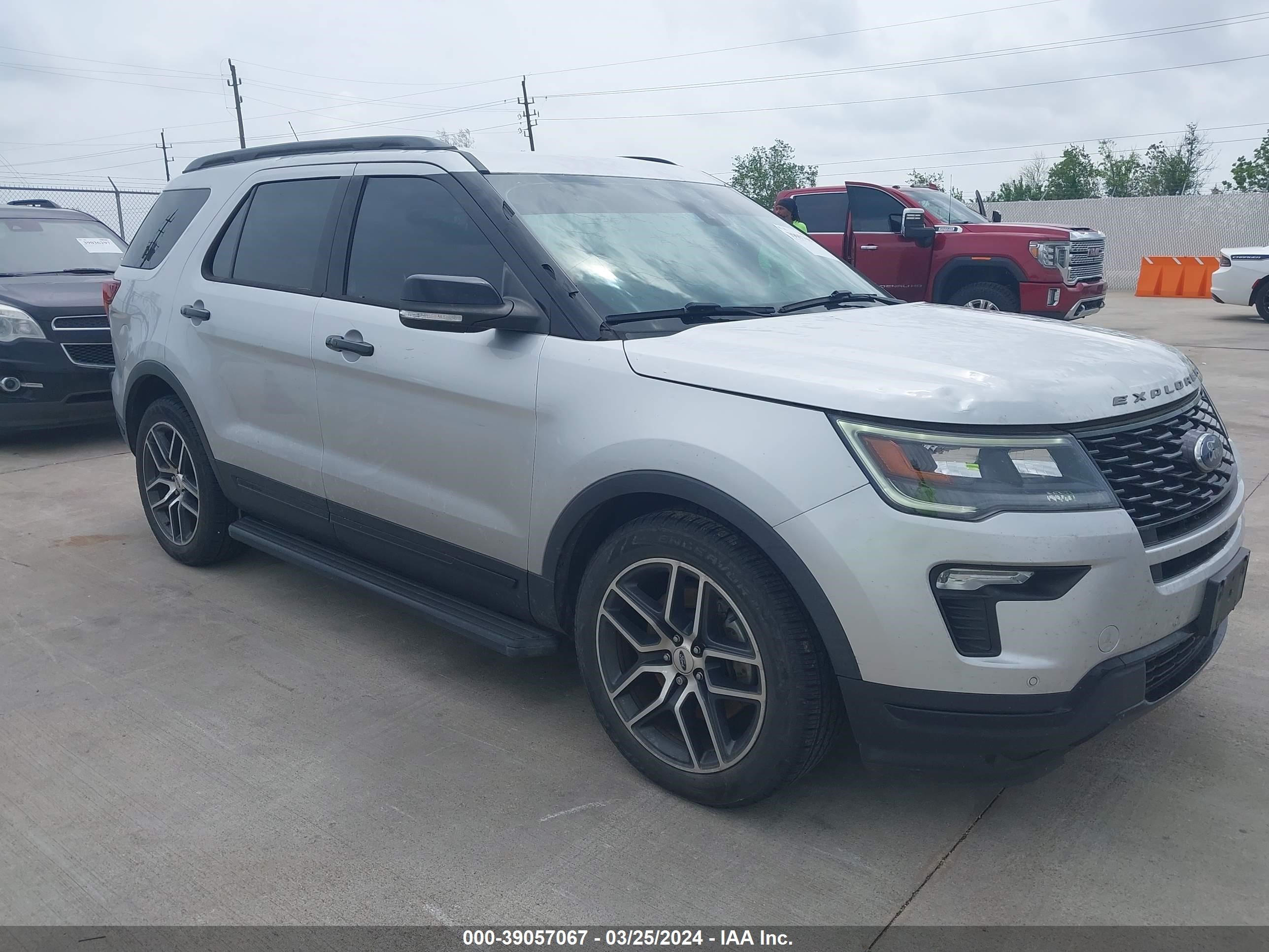 2018 Ford Explorer Sport vin: 1FM5K8GT3JGC69614