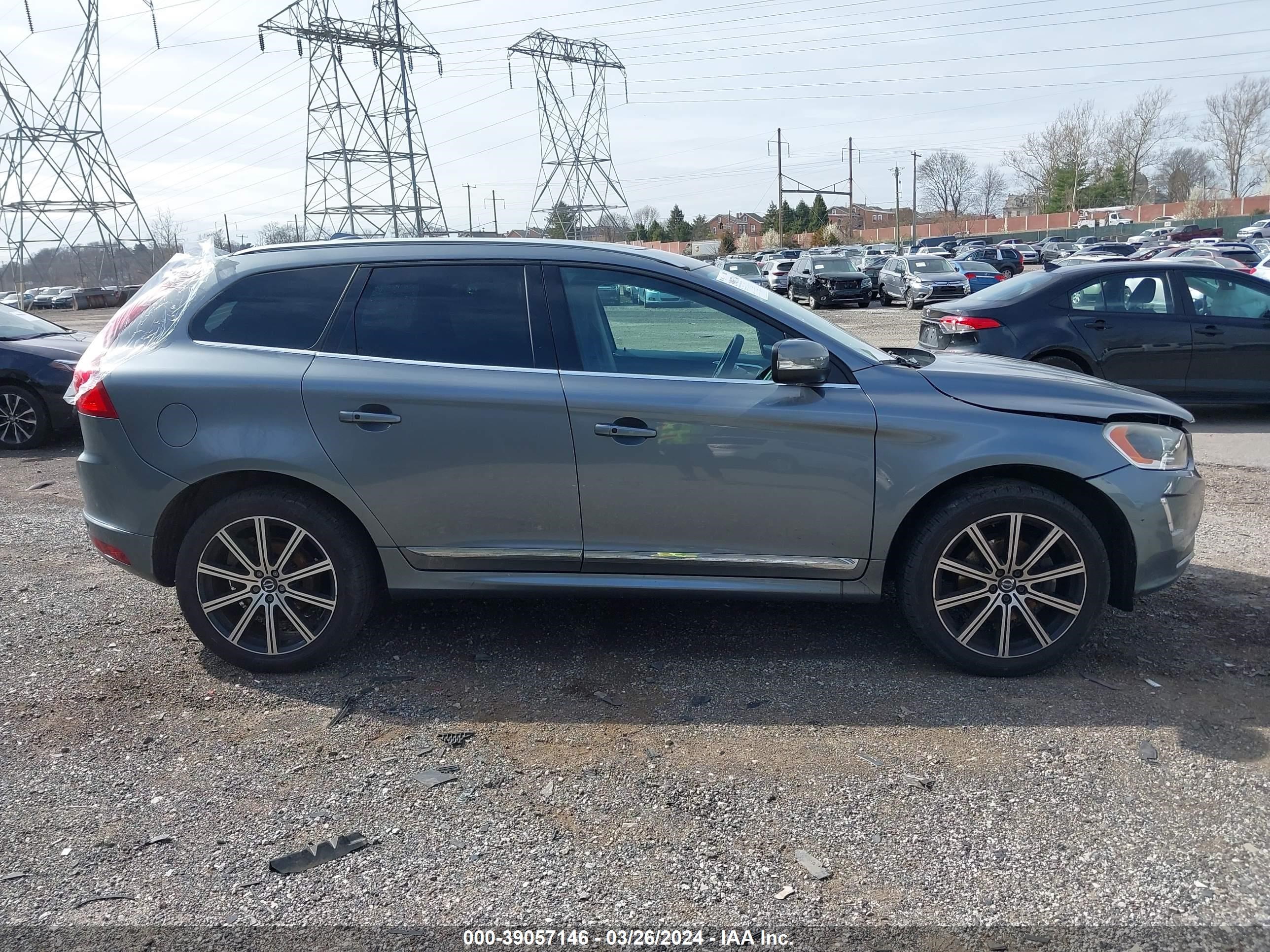 2017 Volvo Xc60 T6 Inscription vin: YV449MRU7H2011773