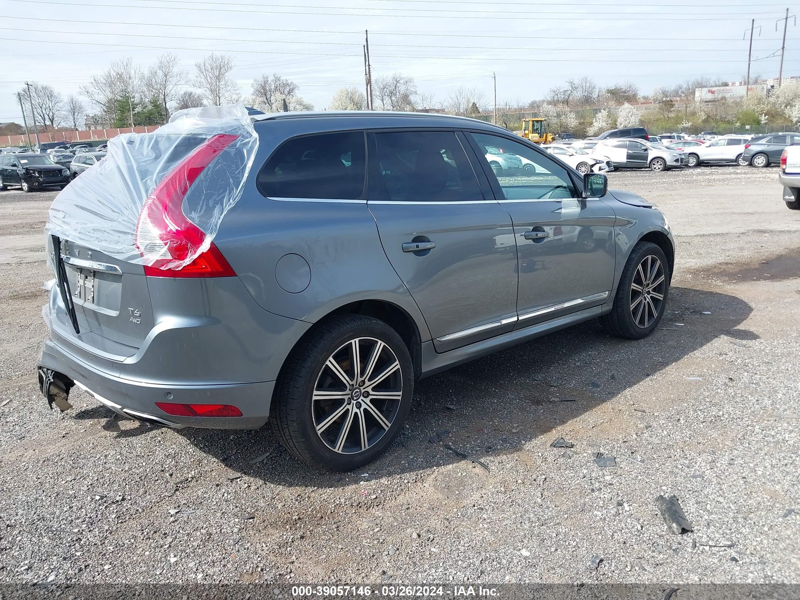 2017 Volvo Xc60 T6 Inscription vin: YV449MRU7H2011773