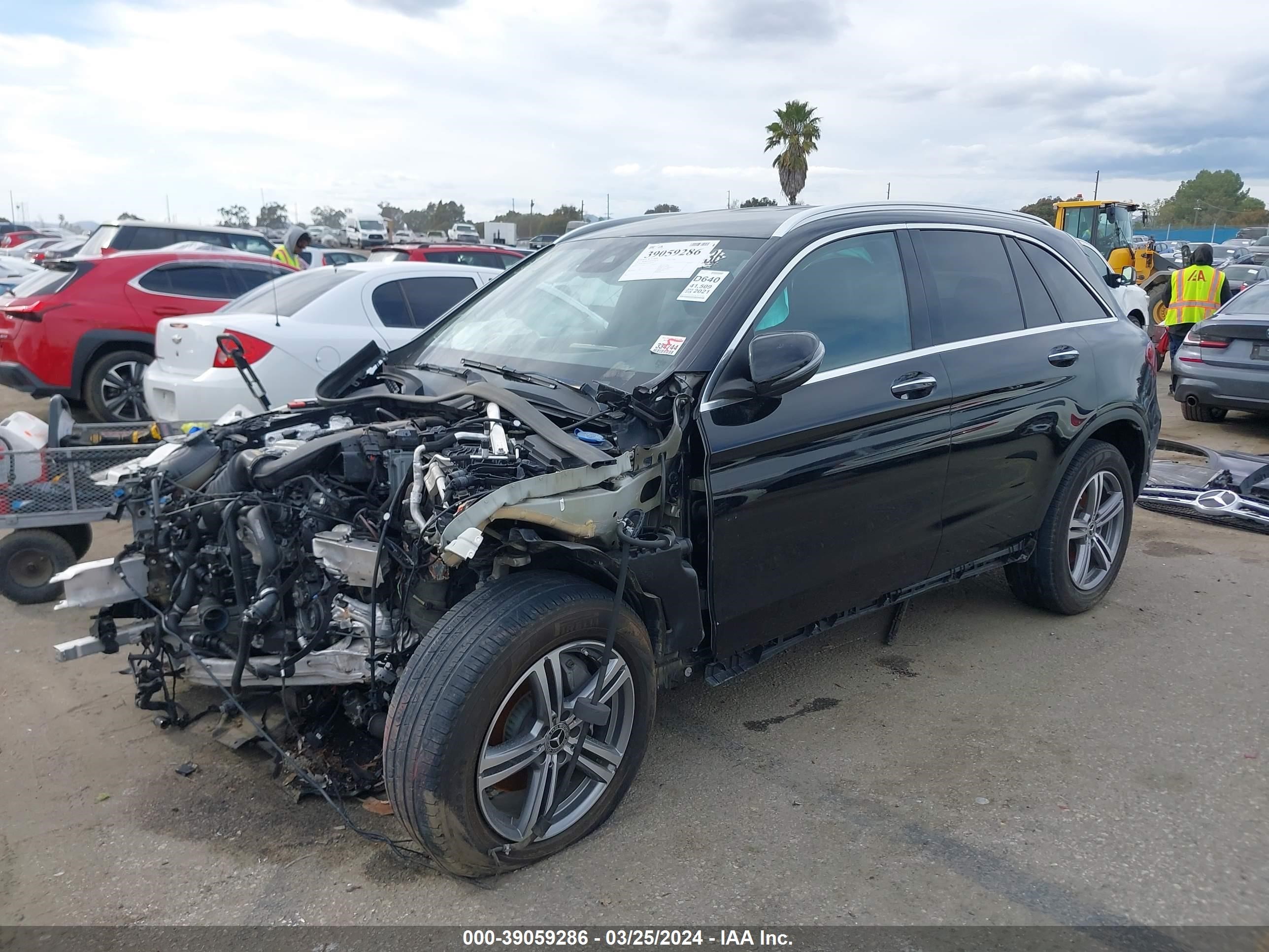 2021 Mercedes-Benz Glc 300 4Matic Suv vin: W1N0G8EB5MV285610