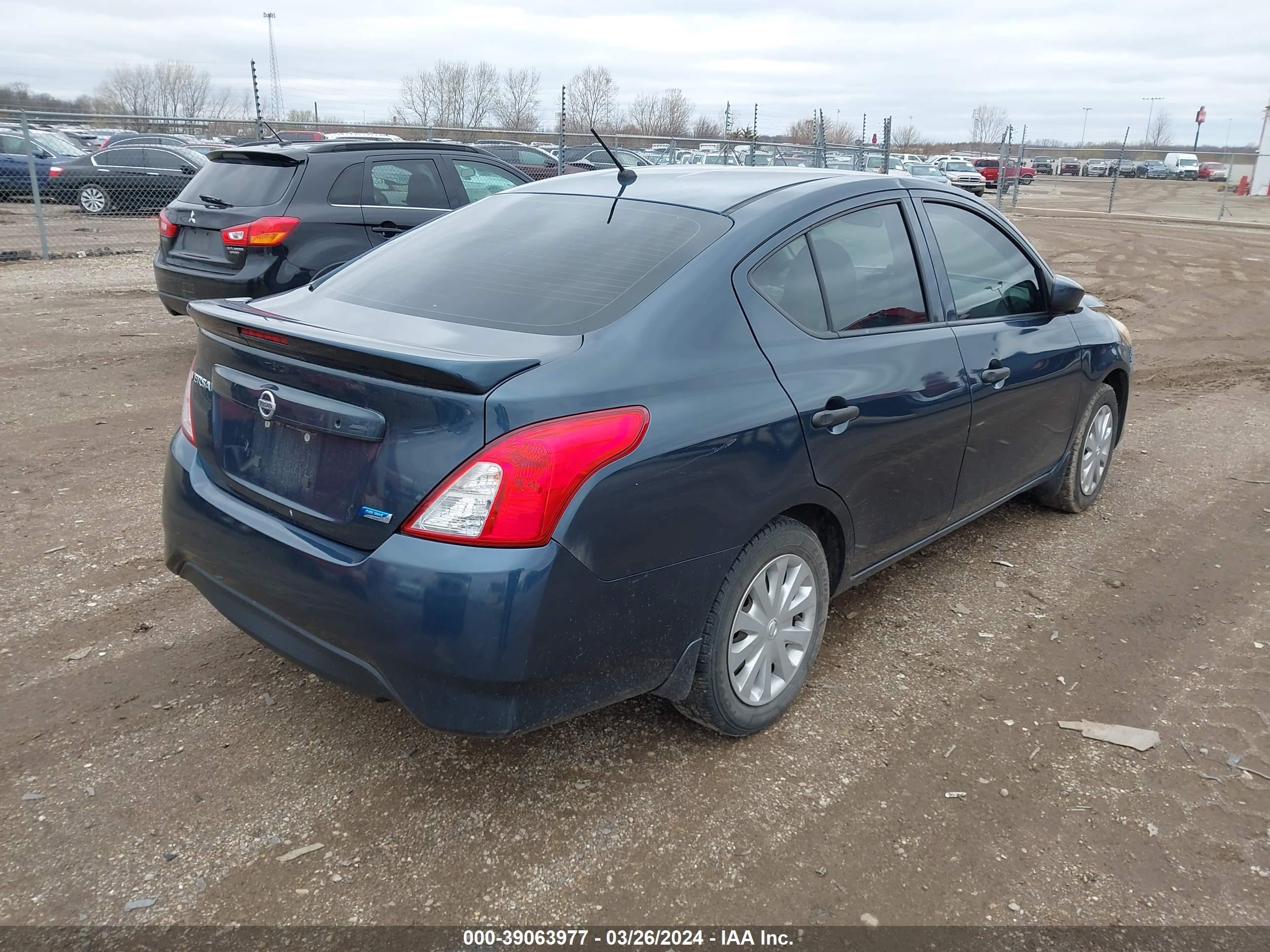 2016 Nissan Versa 1.6 S+ vin: 3N1CN7AP0GL858362