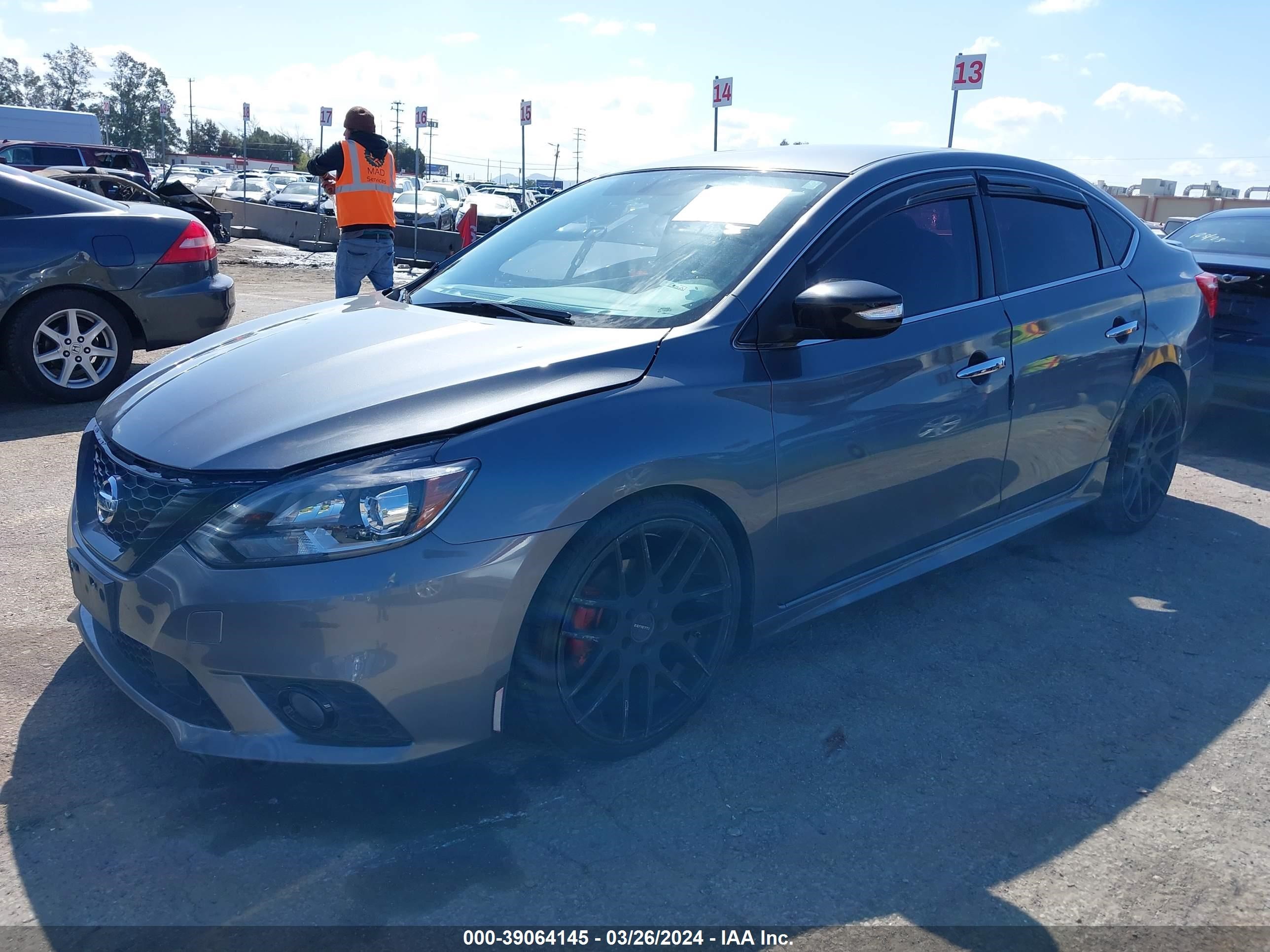 2018 Nissan Sentra Sr vin: 3N1AB7AP9JY274925