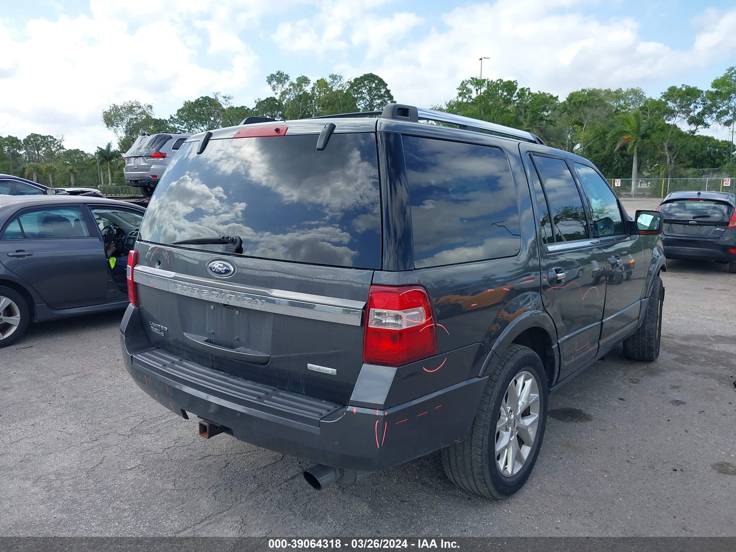 2015 Ford Expedition Limited vin: 1FMJU1KT0FEF10040