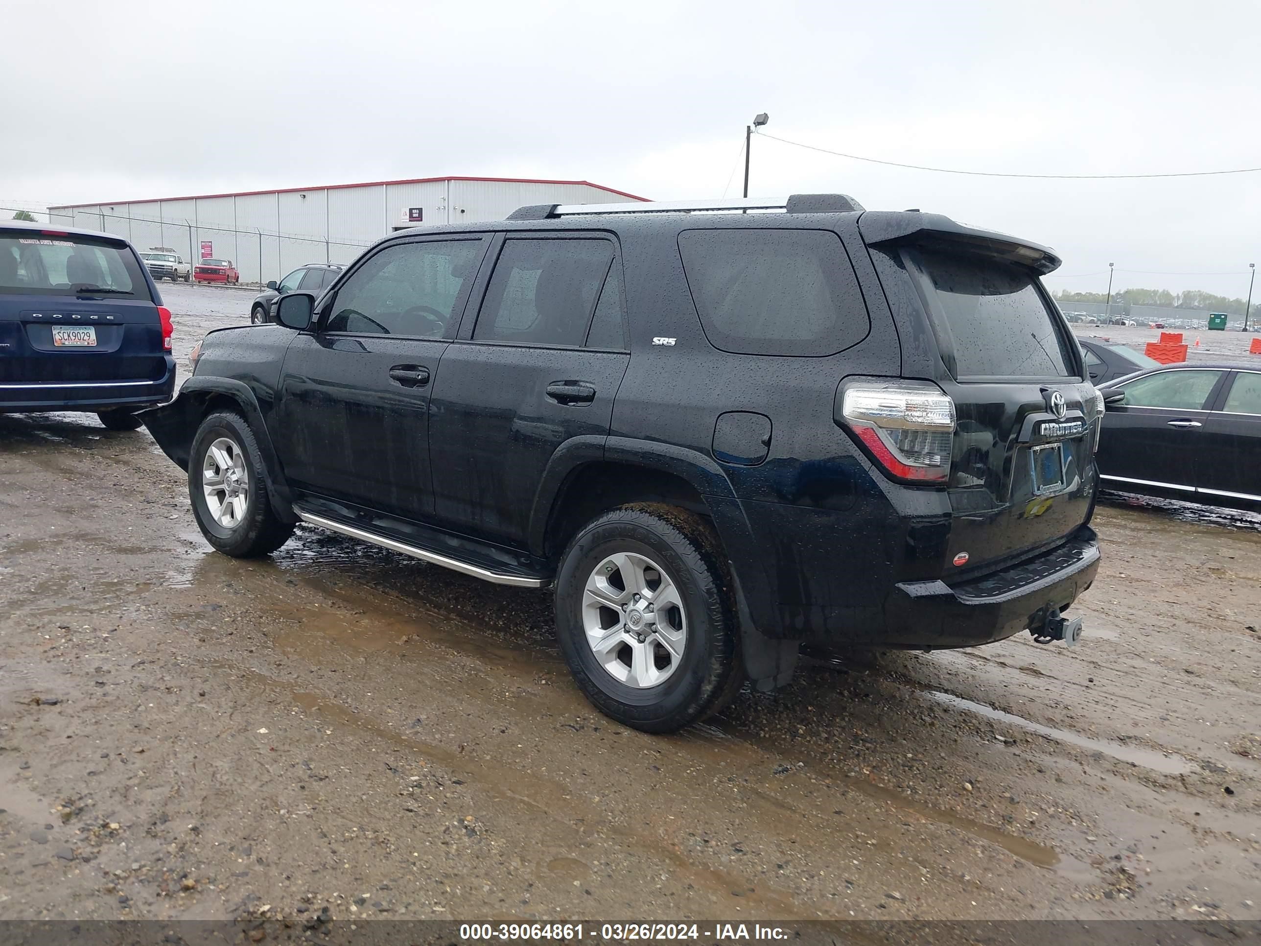 2021 Toyota 4Runner Sr5 vin: JTEEU5JR8M5232354