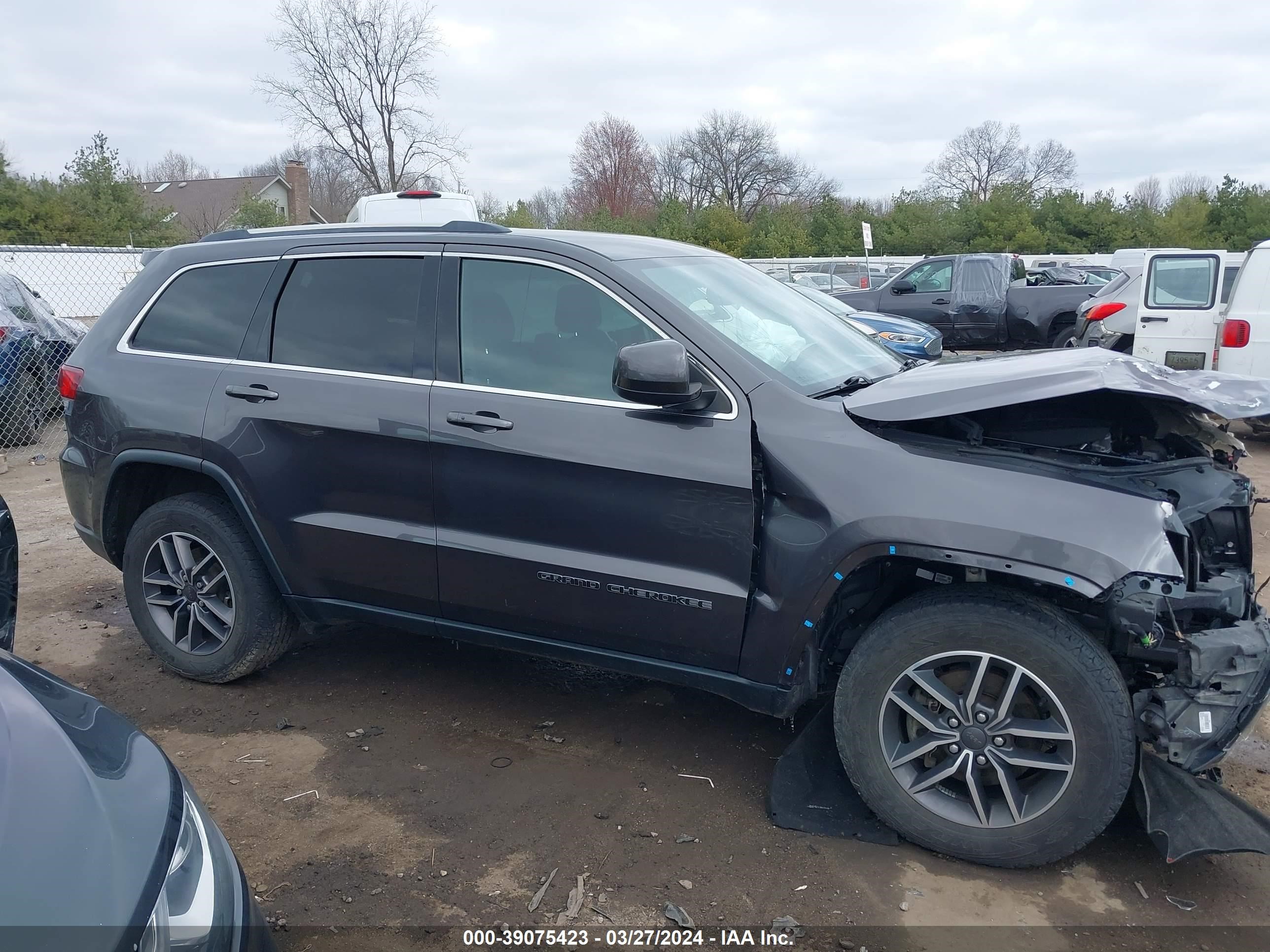 2020 Jeep Grand Cherokee Laredo E 4X4 vin: 1C4RJFAG4LC197440