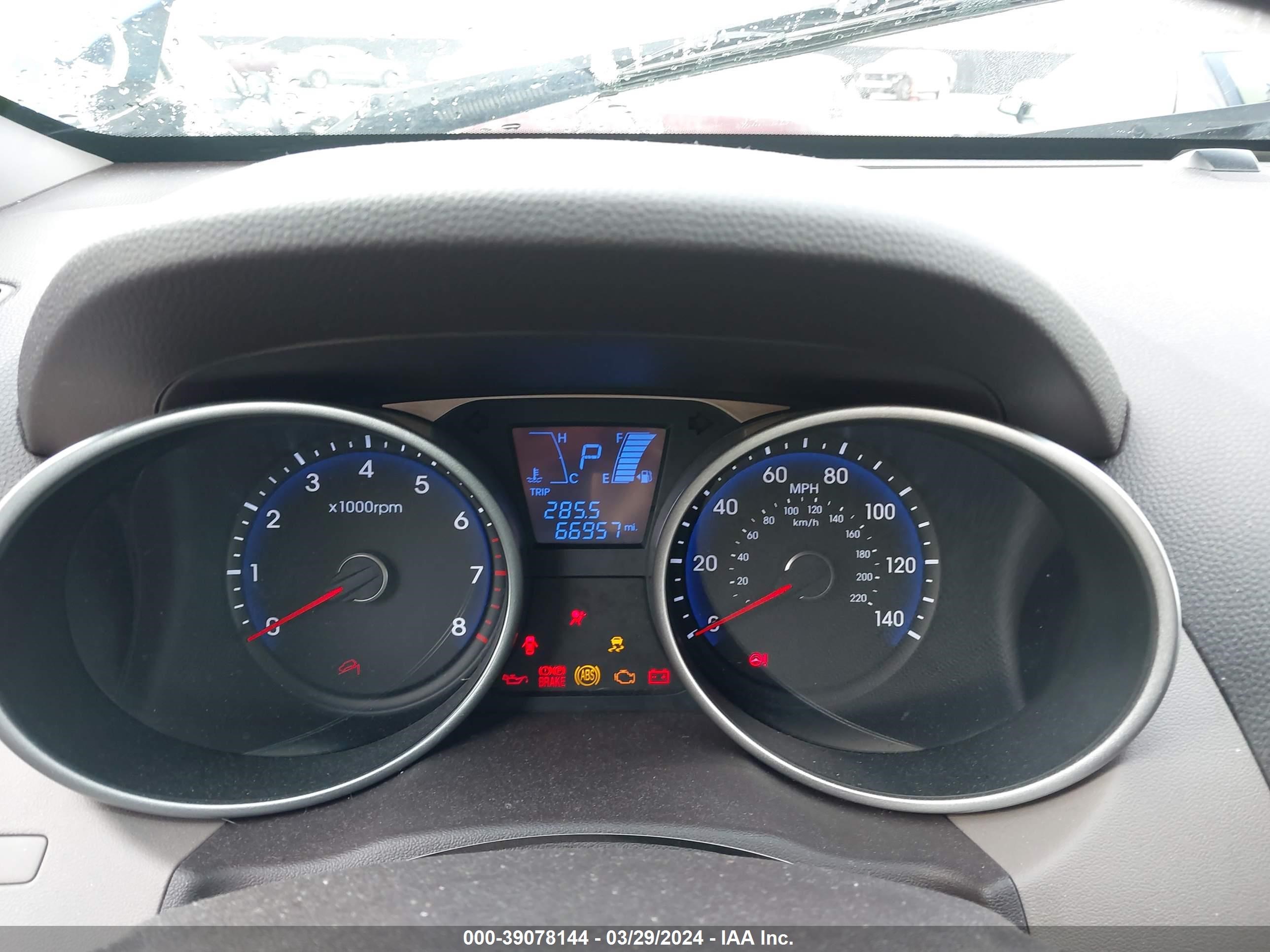 2014 Hyundai Tucson Gls vin: KM8JT3AF7EU945846