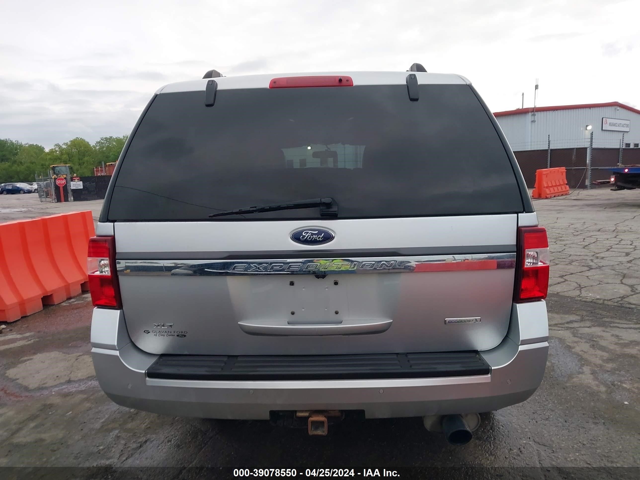 2017 Ford Expedition Xlt vin: 1FMJU1JTXHEA47568