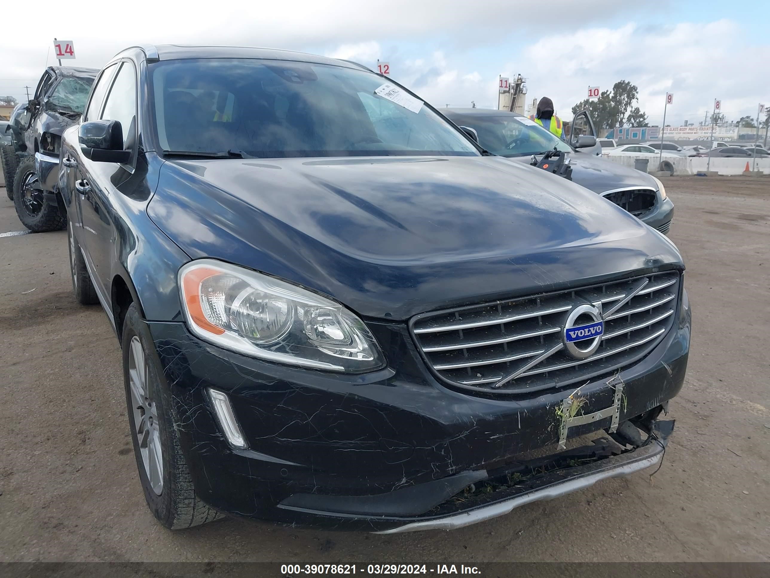 2016 Volvo Xc60 T6 Drive-E vin: YV449MDK8G2782442