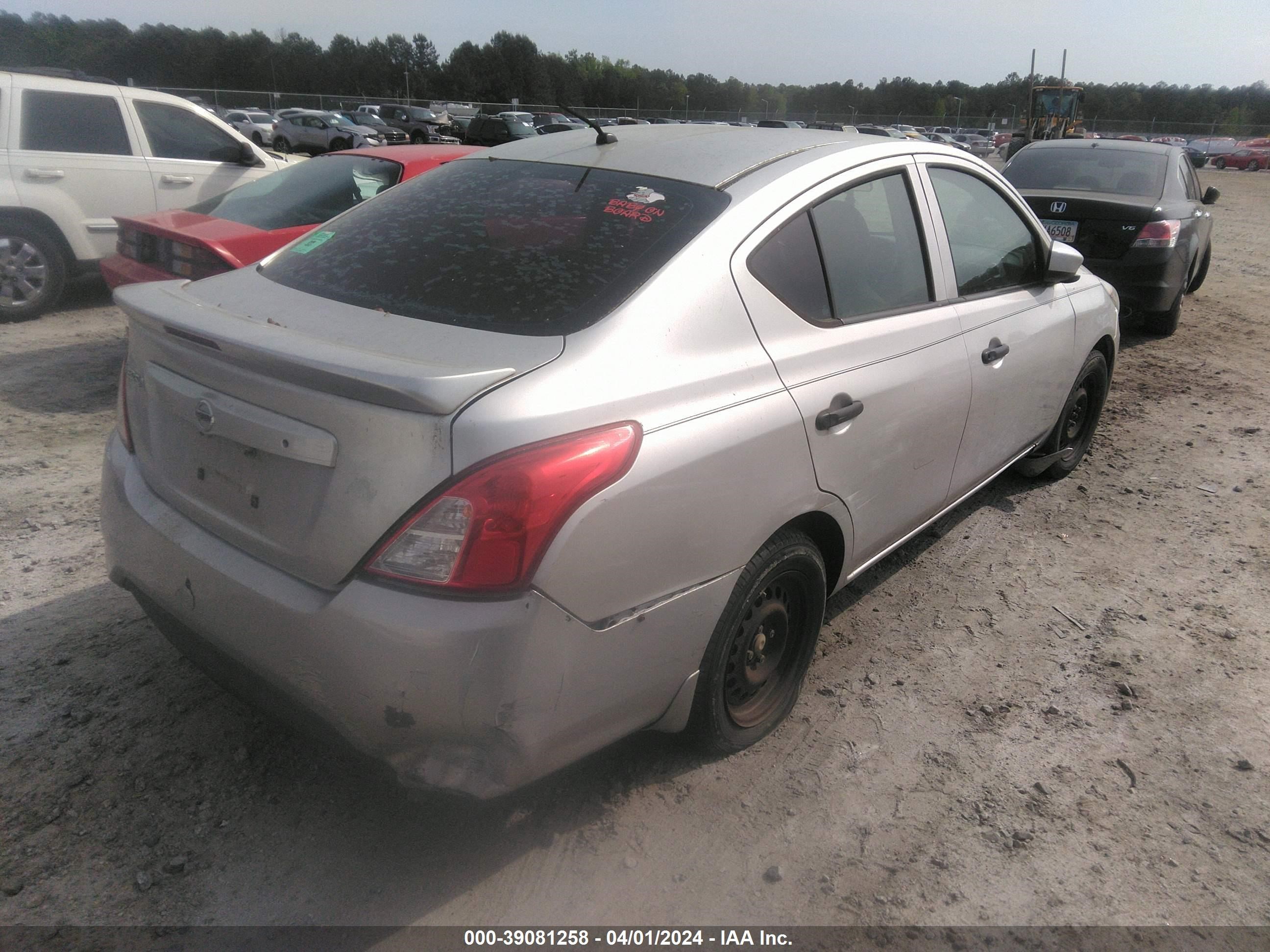 2017 Nissan Versa 1.6 S+ vin: 3N1CN7AP4HL811823