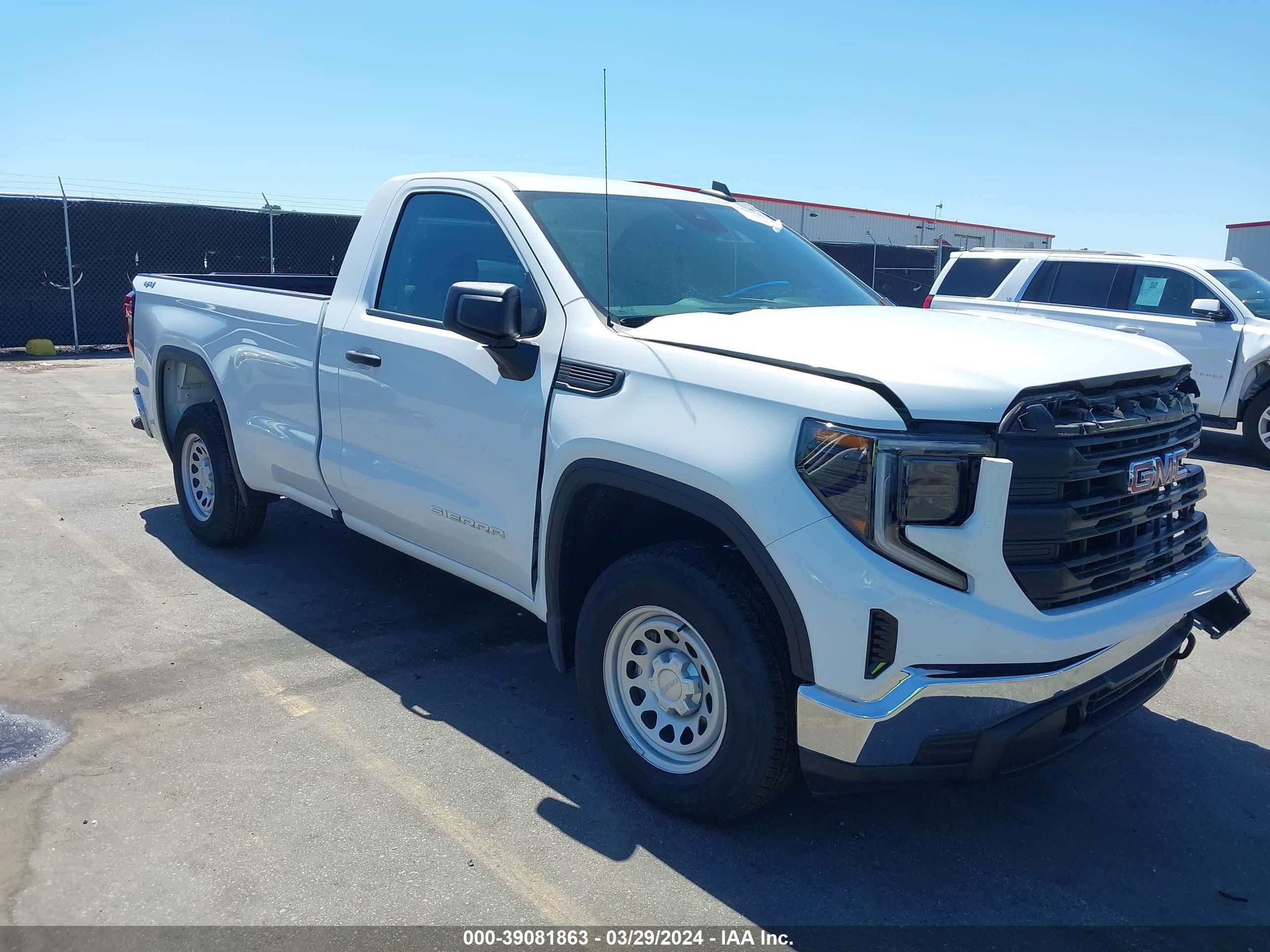 2022 GMC Sierra 1500 4Wd Regular Cab Long Box Pro vin: 3GTNUAEK4NG534437