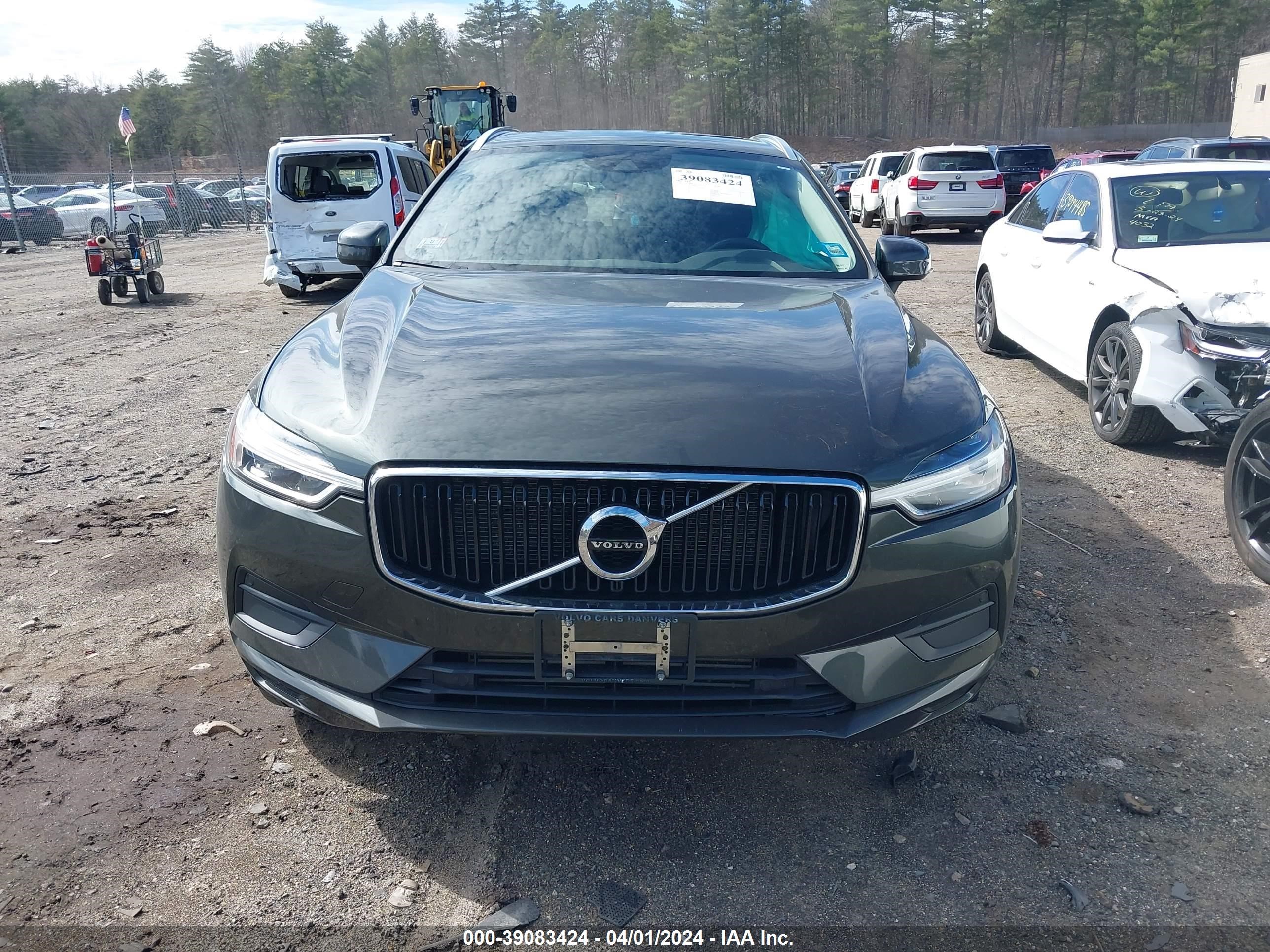 2018 Volvo Xc60 T6 Momentum vin: YV4A22RK6J1092836