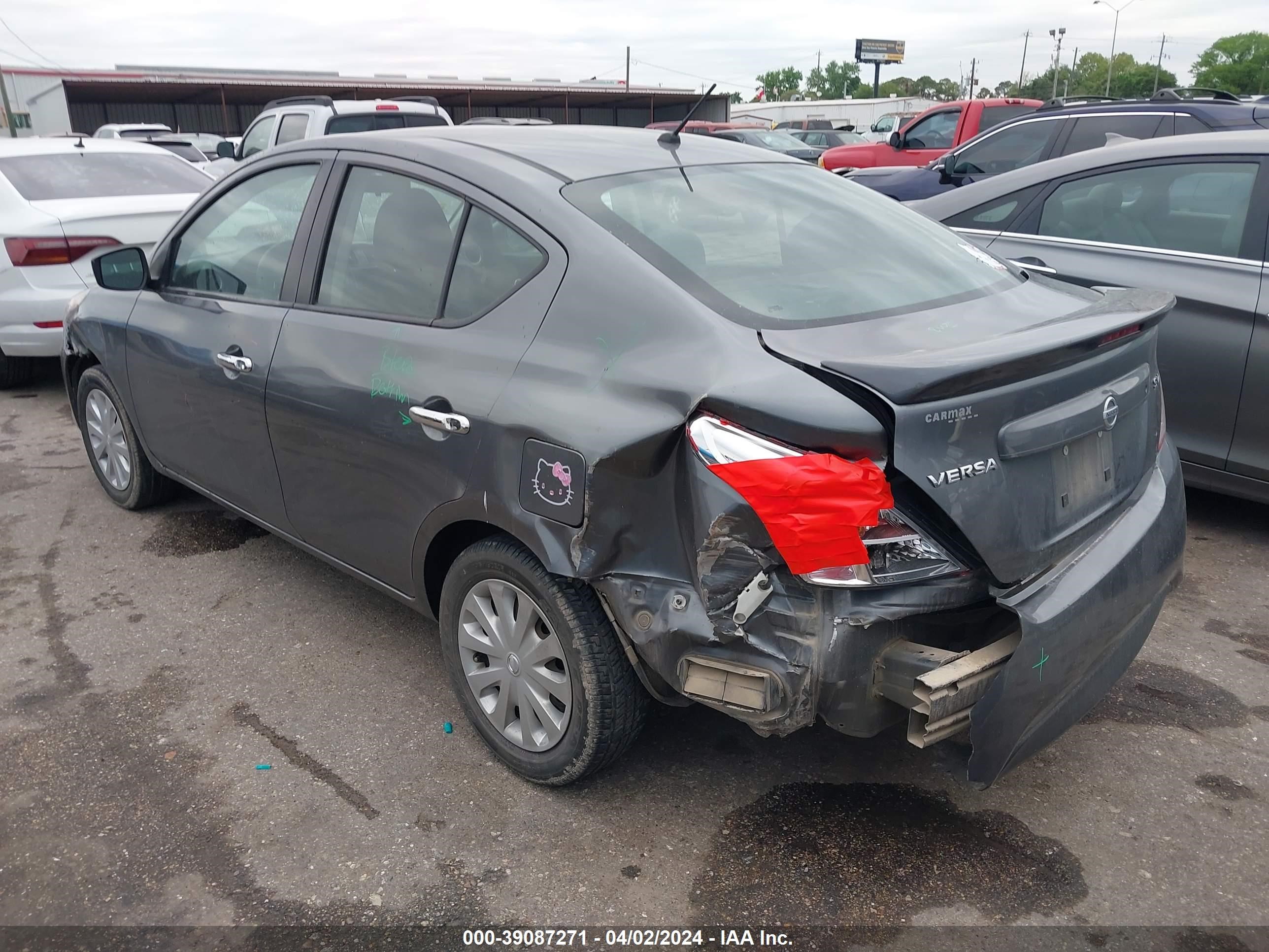 2018 Nissan Versa 1.6 Sv vin: 3N1CN7AP5JL823355