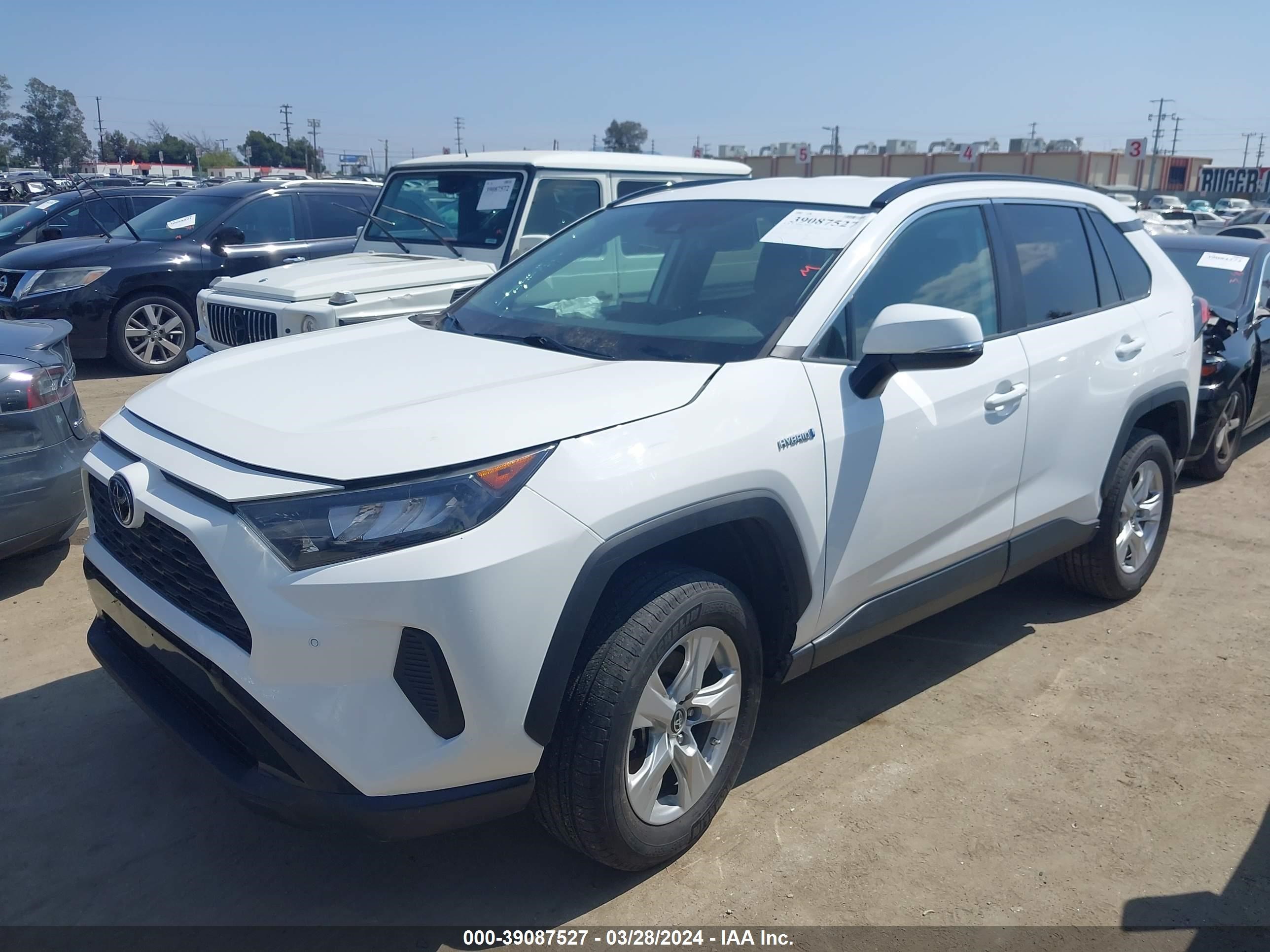 2T3MWRFV4KW003179 2019 Toyota Rav4 Hybrid Le