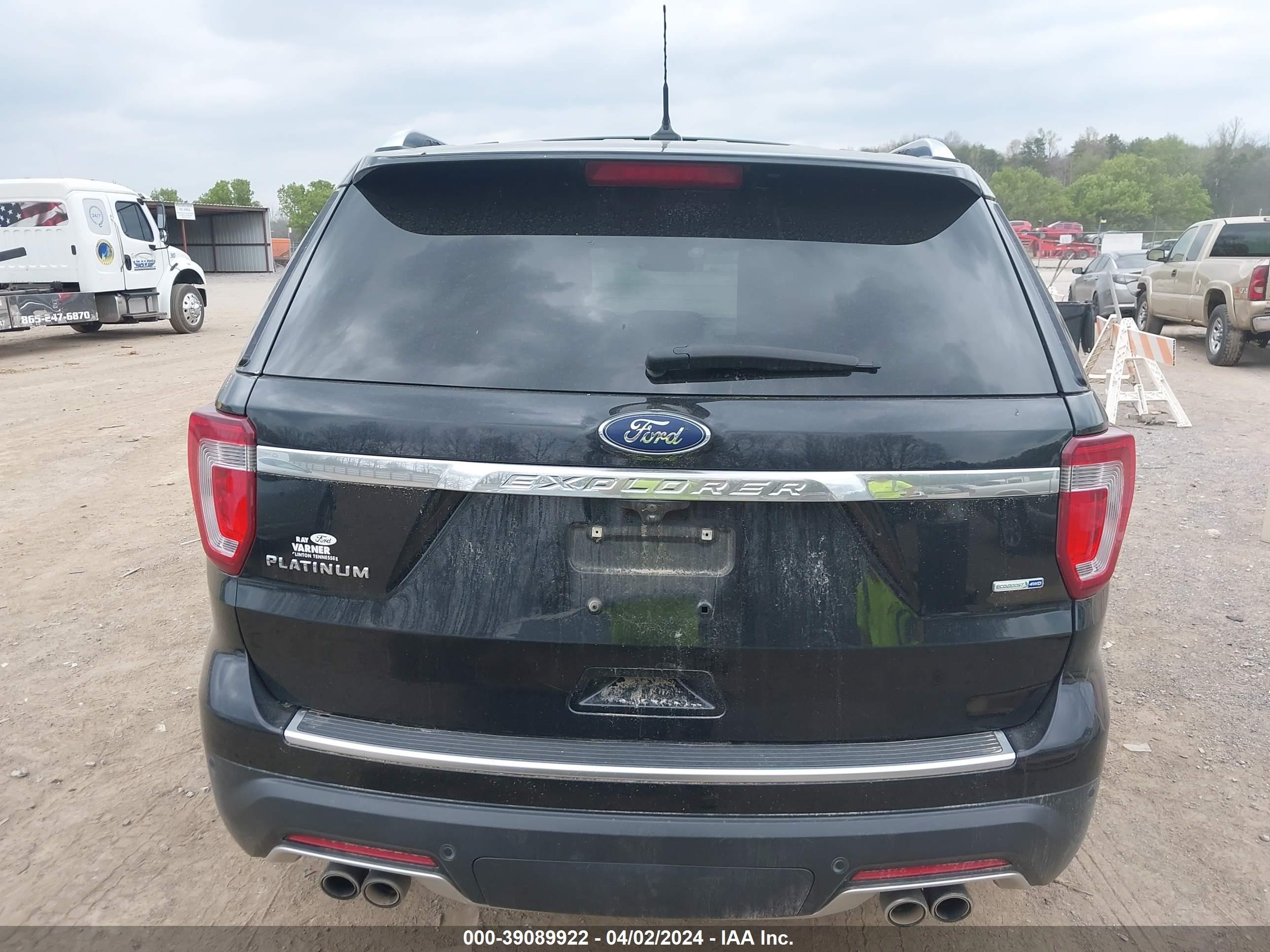 2018 Ford Explorer Platinum vin: 1FM5K8HT4JGC12255