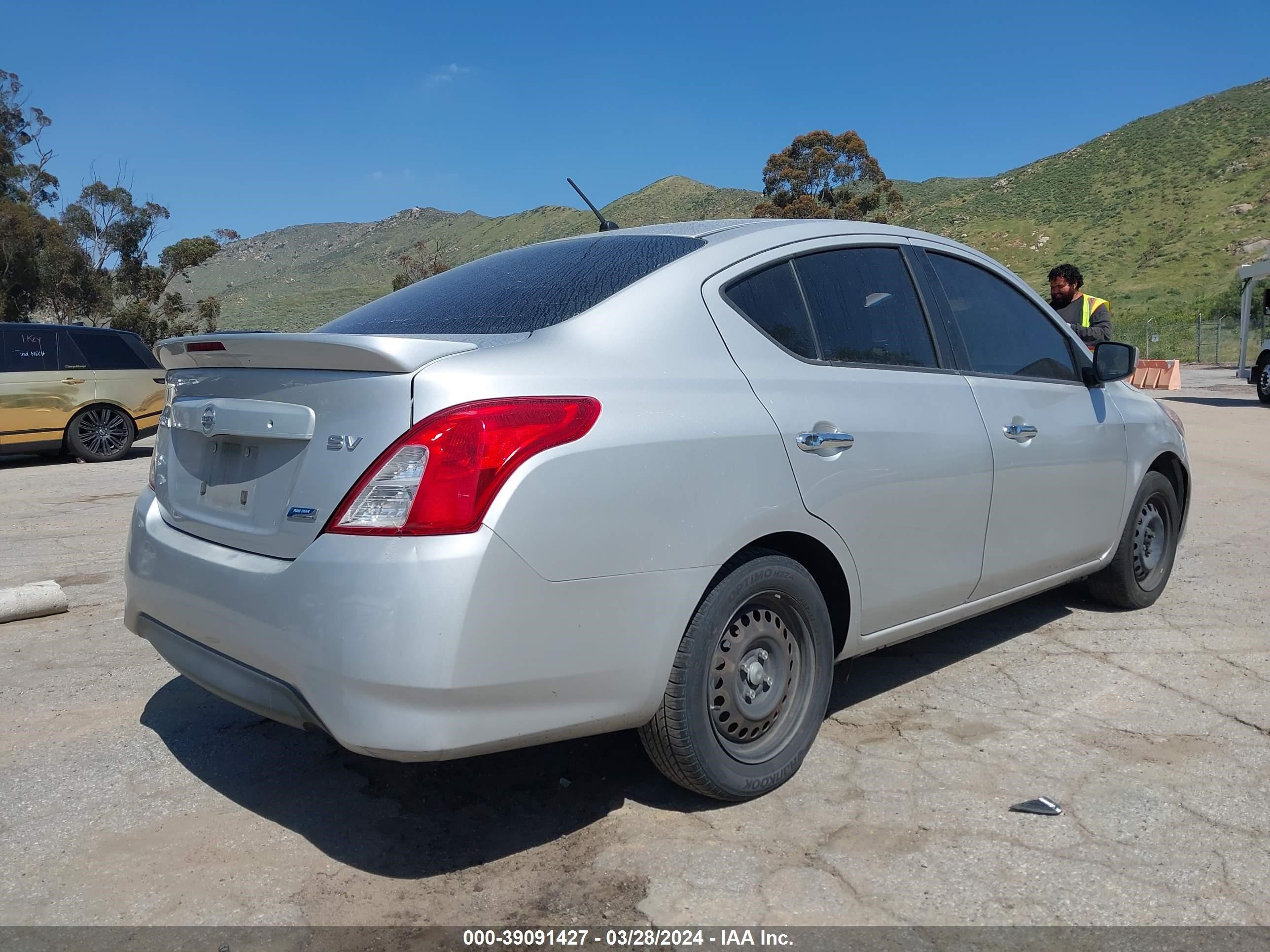 2015 Nissan Versa S/S Plus/Sv/Sl vin: 3N1CN7AP8FL833594