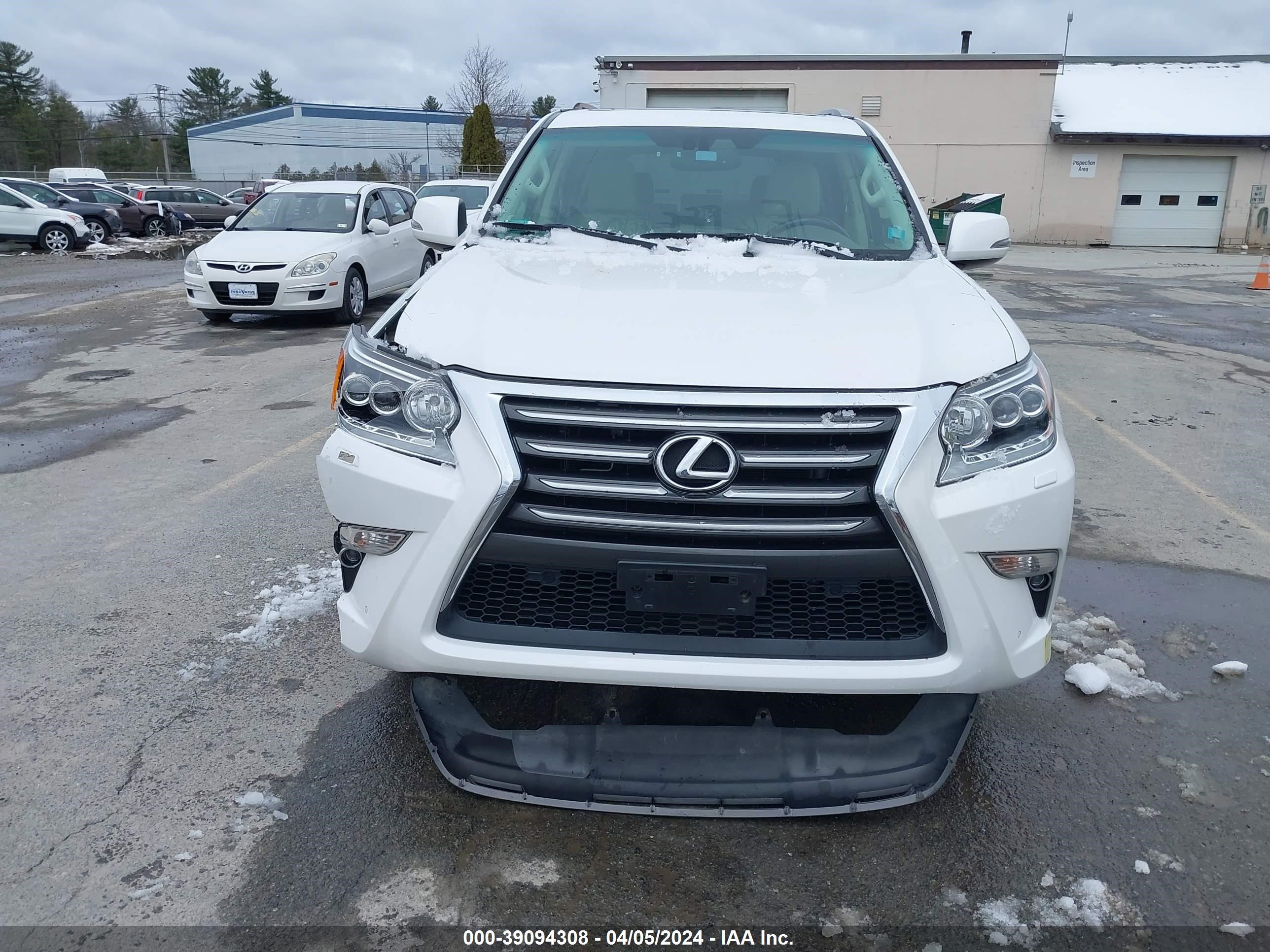 2018 Lexus 460 vin: JTJBM7FX5J5188994