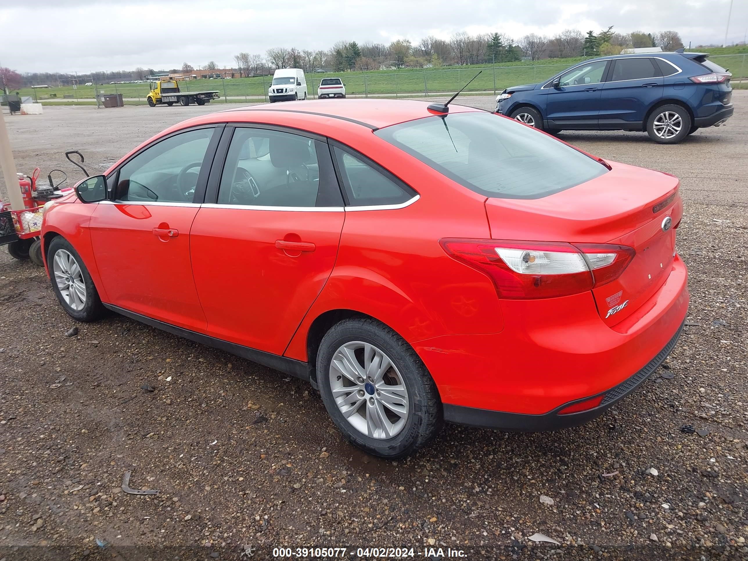 2012 Ford Focus Sel vin: 1FAHP3H2XCL317136