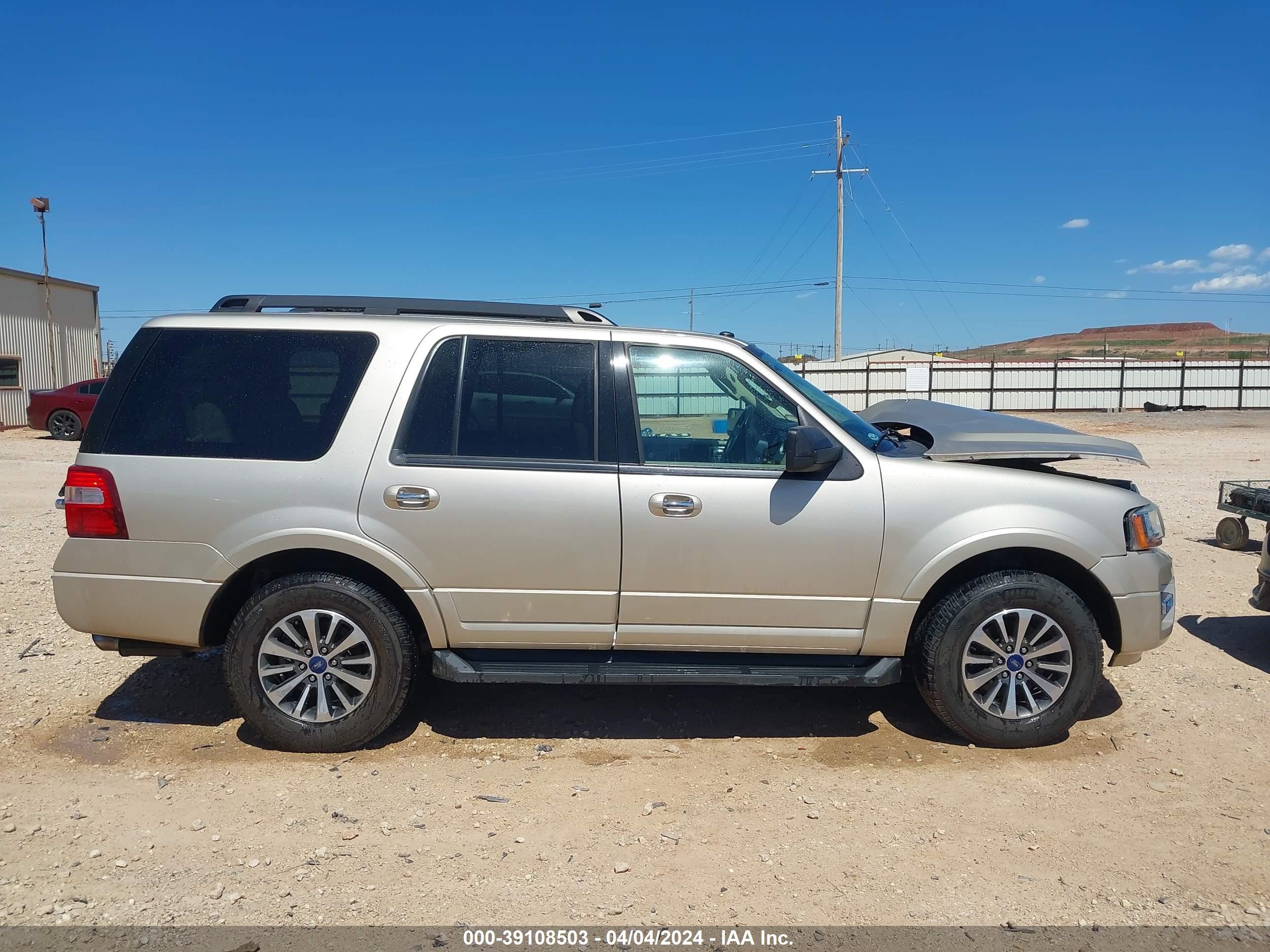 2017 Ford Expedition Xlt vin: 1FMJU1HT5HEA05394