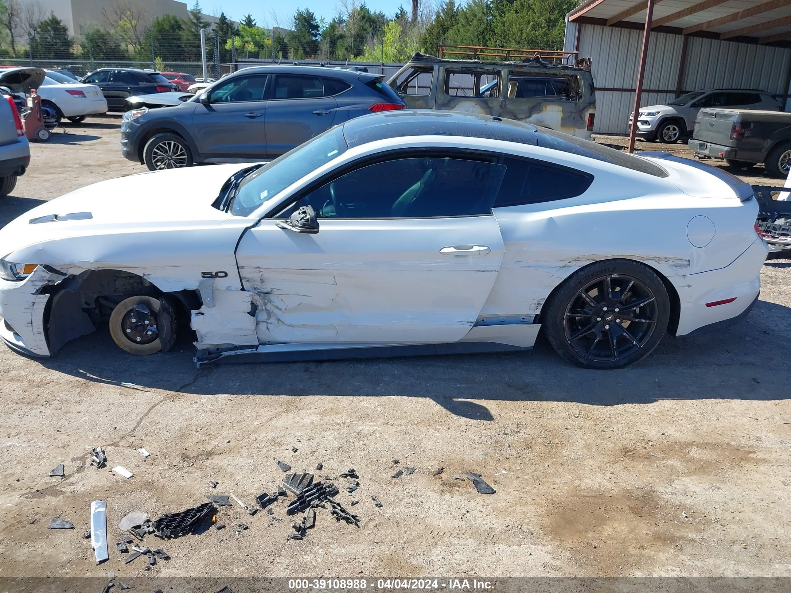 2017 Ford Mustang Gt Premium vin: 1FA6P8CF9H5306090