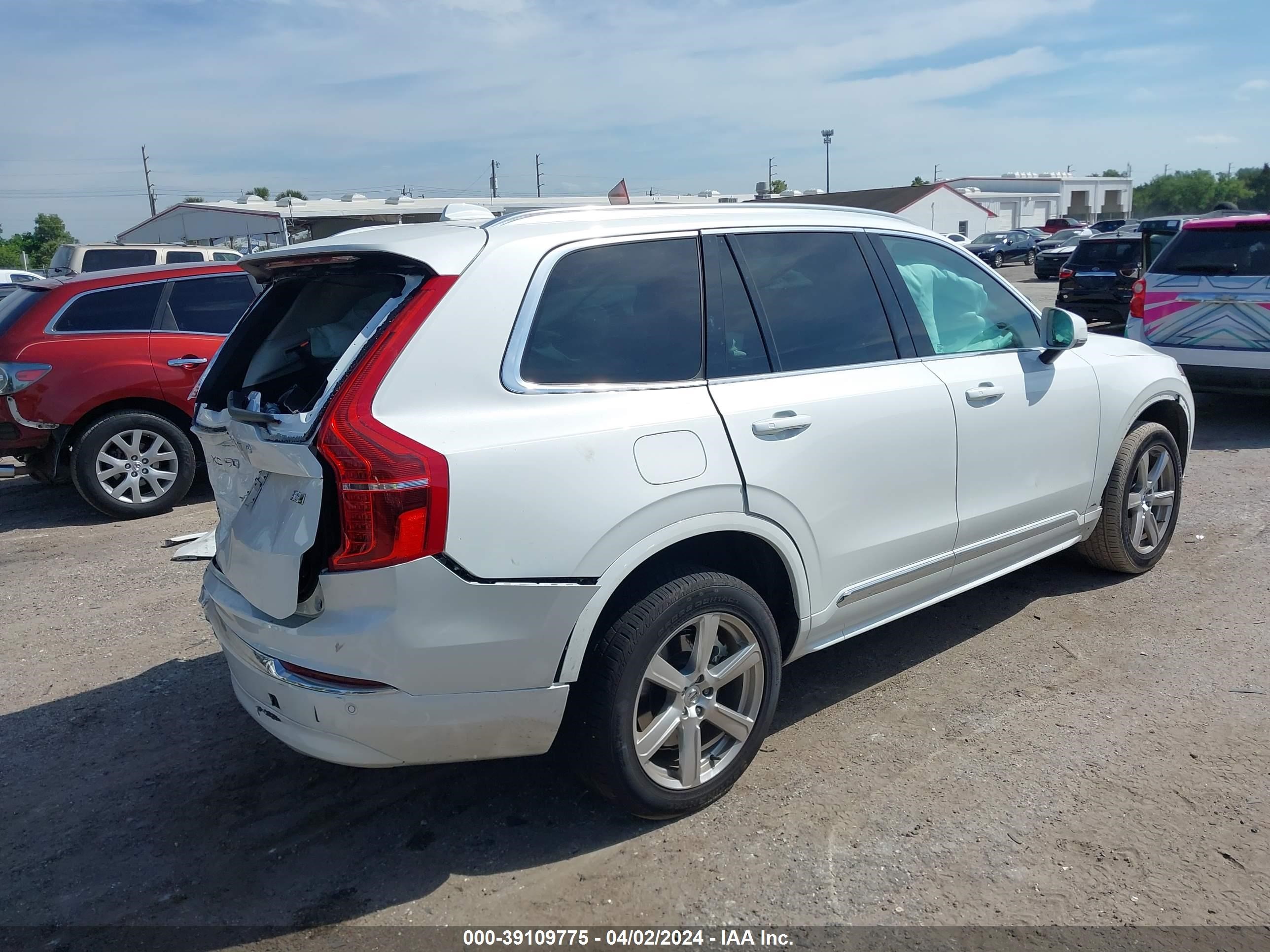 2024 Volvo Xc90 B5 Core Bright Theme vin: YV4L12PK1R1200922