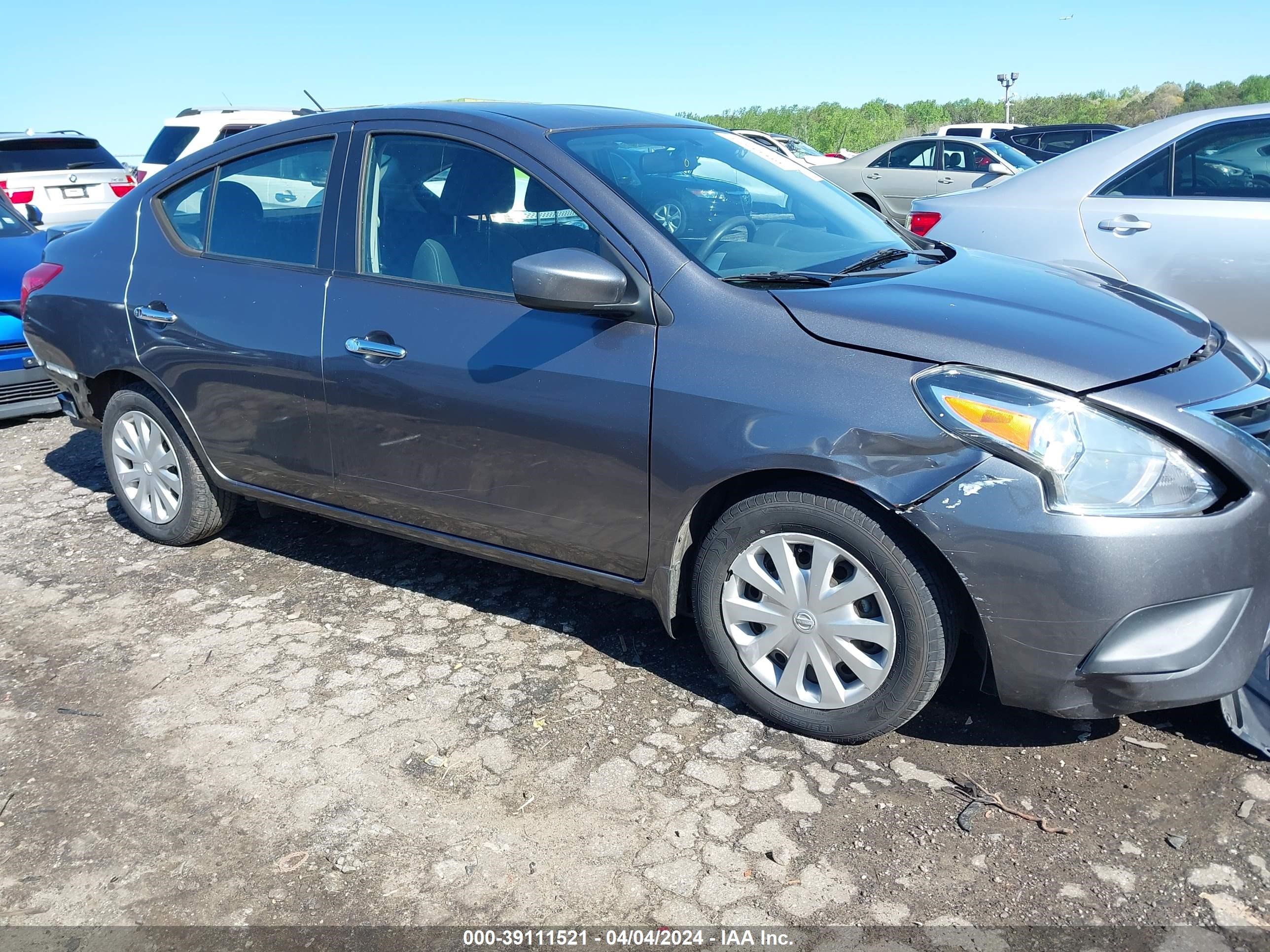 2017 Nissan Versa 1.6 Sv vin: 3N1CN7APXHL890107